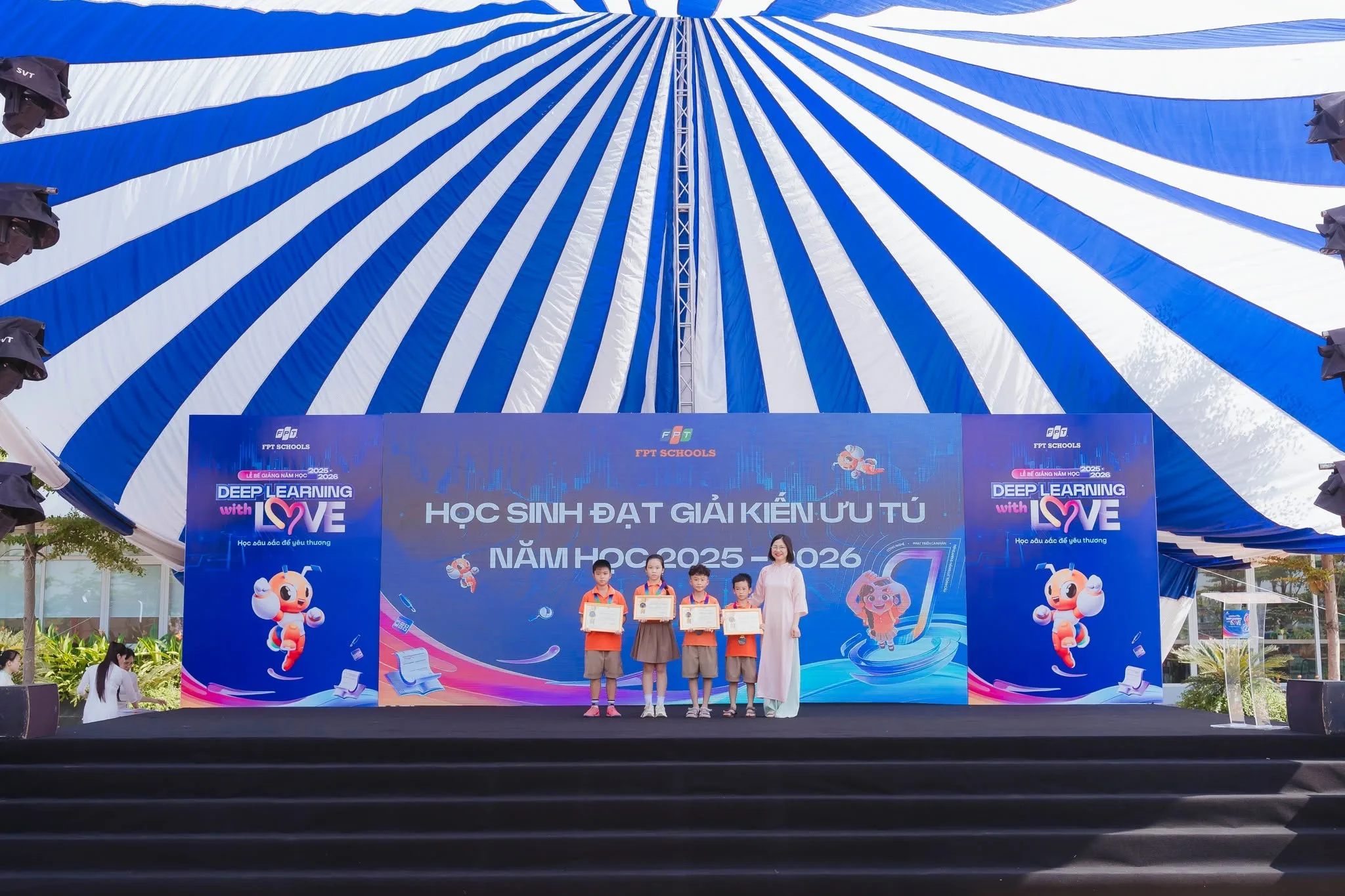 Vinh danh những gương mặt học sinh tiêu biểu năm học 2025-2026 tại FPT School Hà Nam | FPT Schools