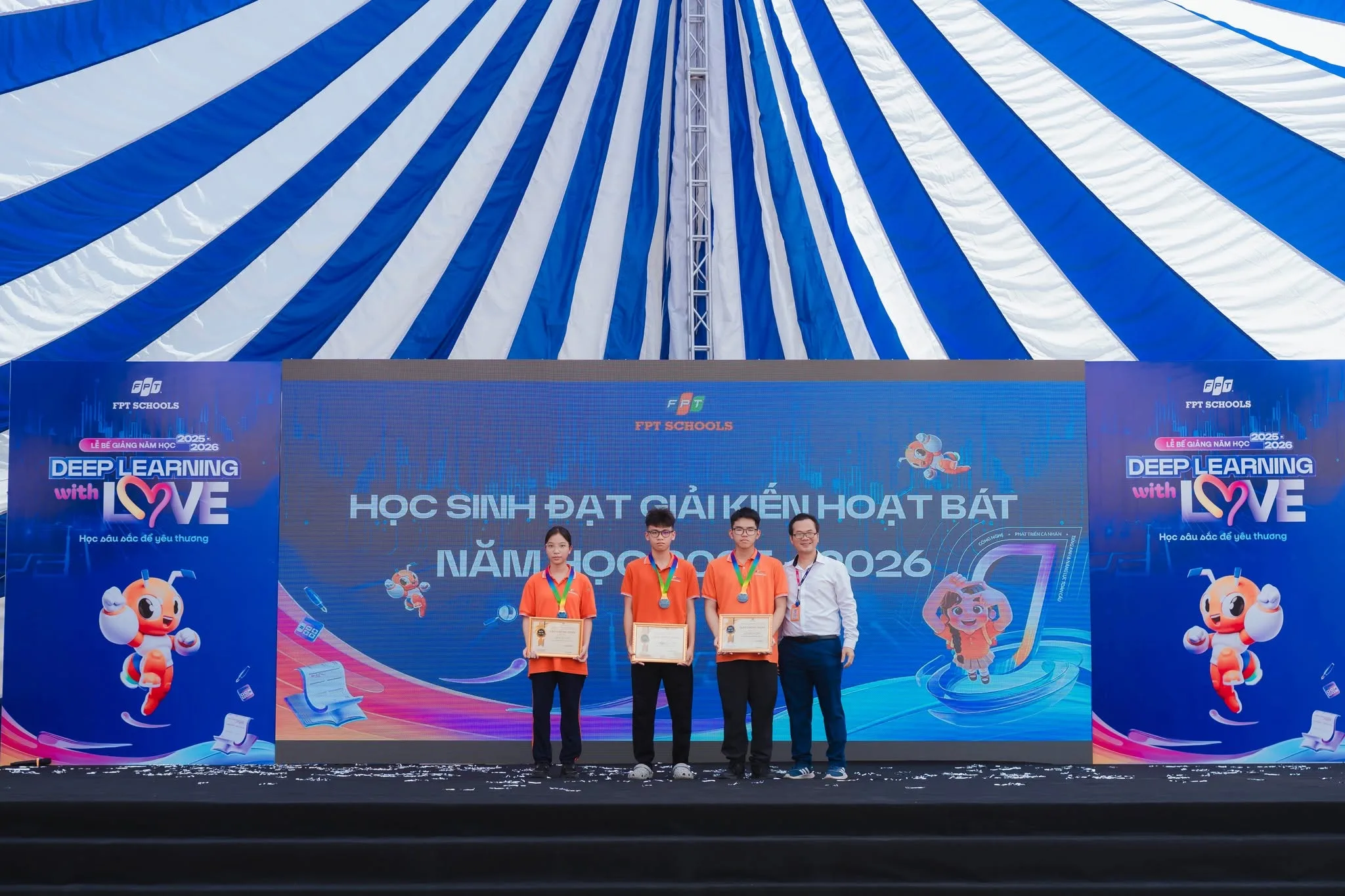 Gương mặt học sinh tiêu biểu năm học 2025-2026 tại FPT School Hà Nam vinh danh những học sinh xuất sắc trên các lĩnh vực học thuật, công nghệ, nghệ thuật, thể thao và hoạt động cộng đồng