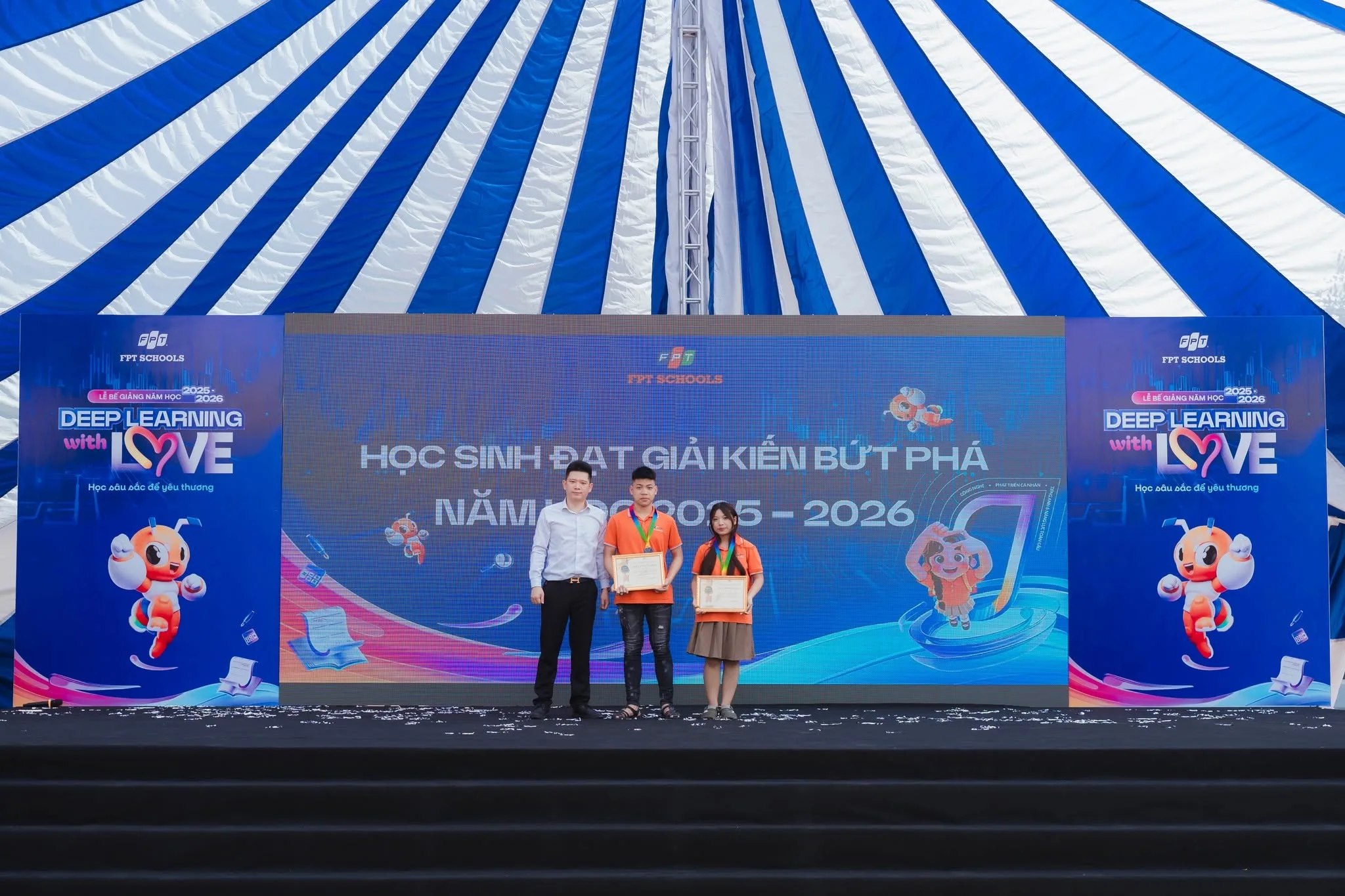 Vinh danh những gương mặt học sinh tiêu biểu năm học 2025-2026 tại FPT School Hà Nam | FPT Schools