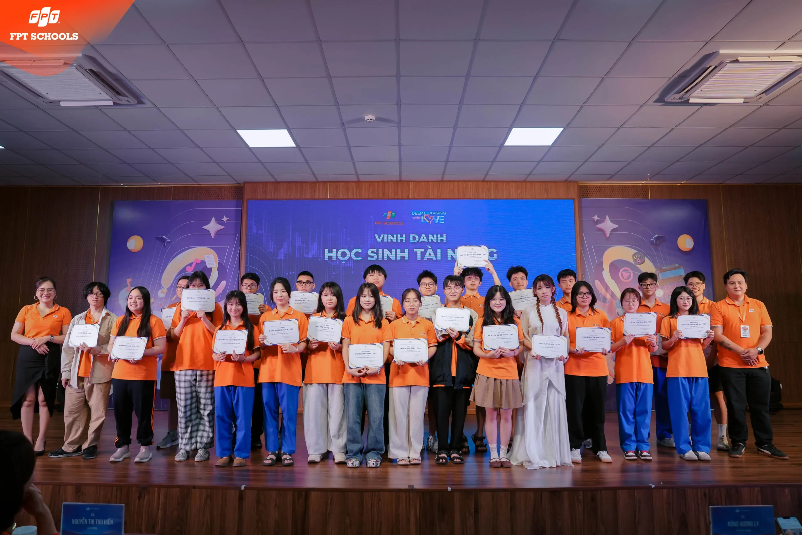 Lễ Bế giảng năm học 2025 – 2026: Dấu mốc khép lại một hành trình đáng nhớ | FPT Schools