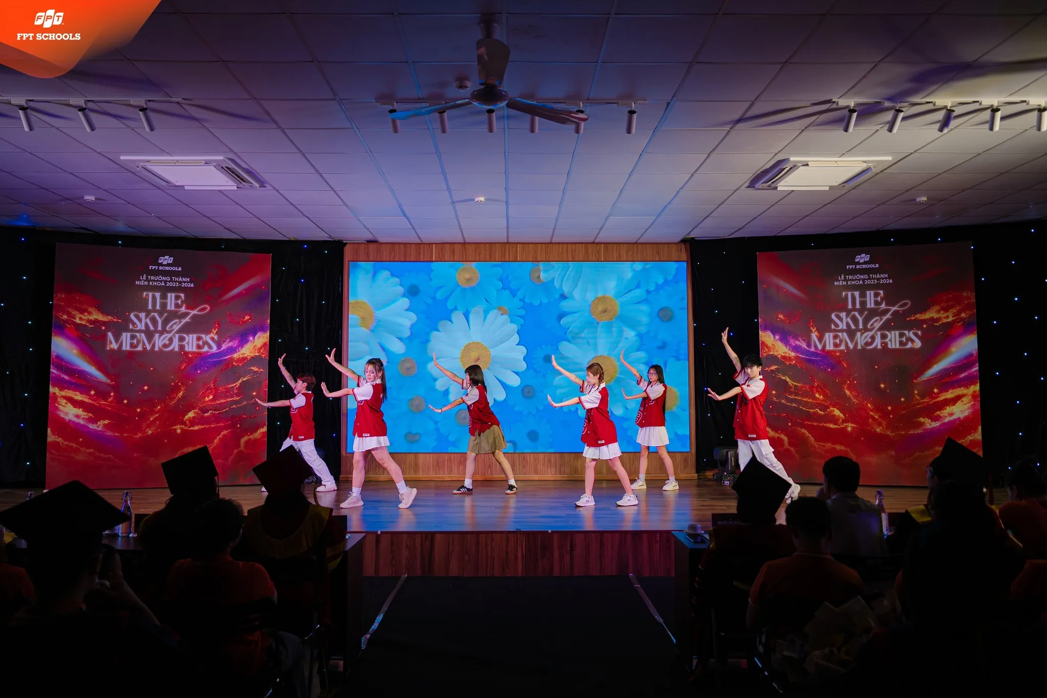 The Sky of Memories – Keep Growing with Love: Lễ Trưởng thành niên khóa 2023 – 2026 | FPT Schools
