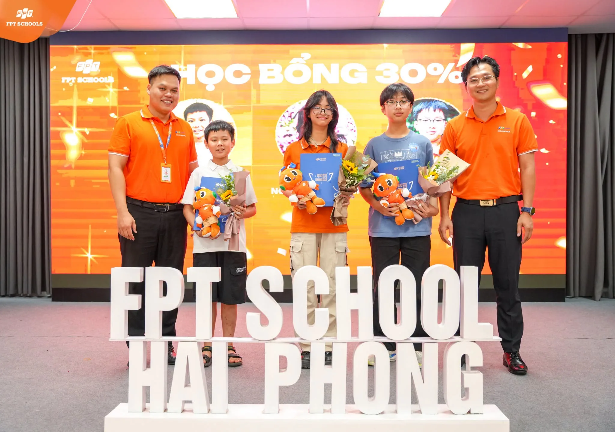 Lễ trao học bổng tài năng 2026 tại FPT School Hải Phòng-13