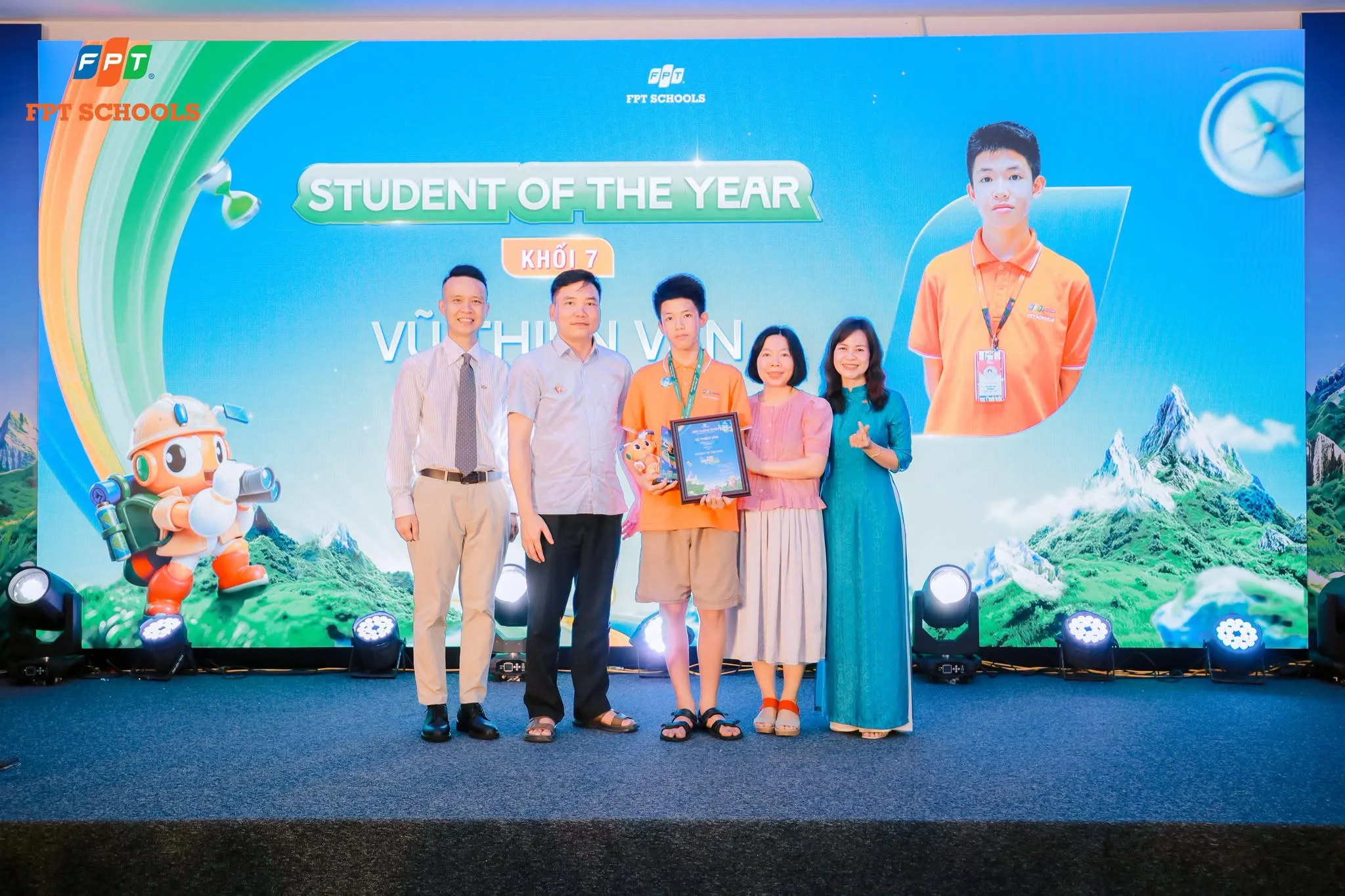 THE SUMMIT WITHIN - FPT School Thanh Hóa tôn vinh hành trình vượt chính mình | FPT Schools