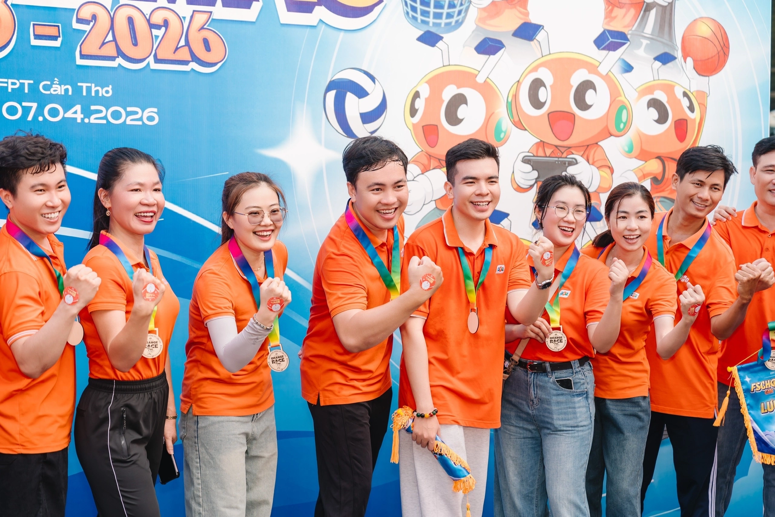 AI có thể ghi nhớ mọi dữ liệu, nhưng học sinh vẫn cần một người thầy biết lắng nghe và thấu hiểu - FPT Education AI có thể ghi nhớ mọi dữ liệu, nhưng học sinh vẫn cần một người thầy biết lắng nghe và thấu hiểu | FPT Schools