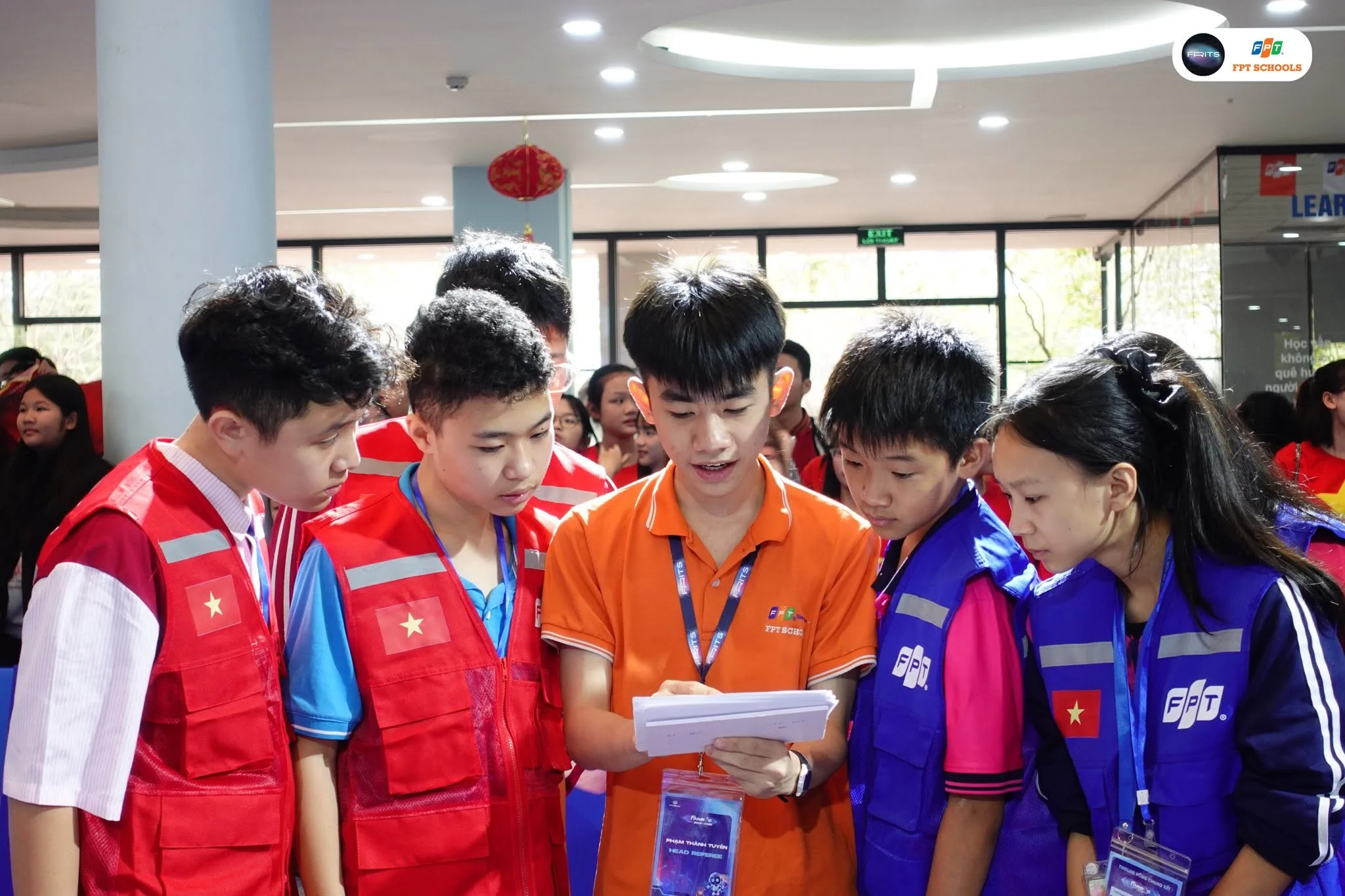 CỰU CHỦ NHIỆM CLB ROBOTICS VÀ CÔNG THỨC "DEBUG" ĐỂ ĐẠT ĐIỂM XUẤT SẮC TẠI KÌ THI THPT QUỐC GIA | FPT Schools