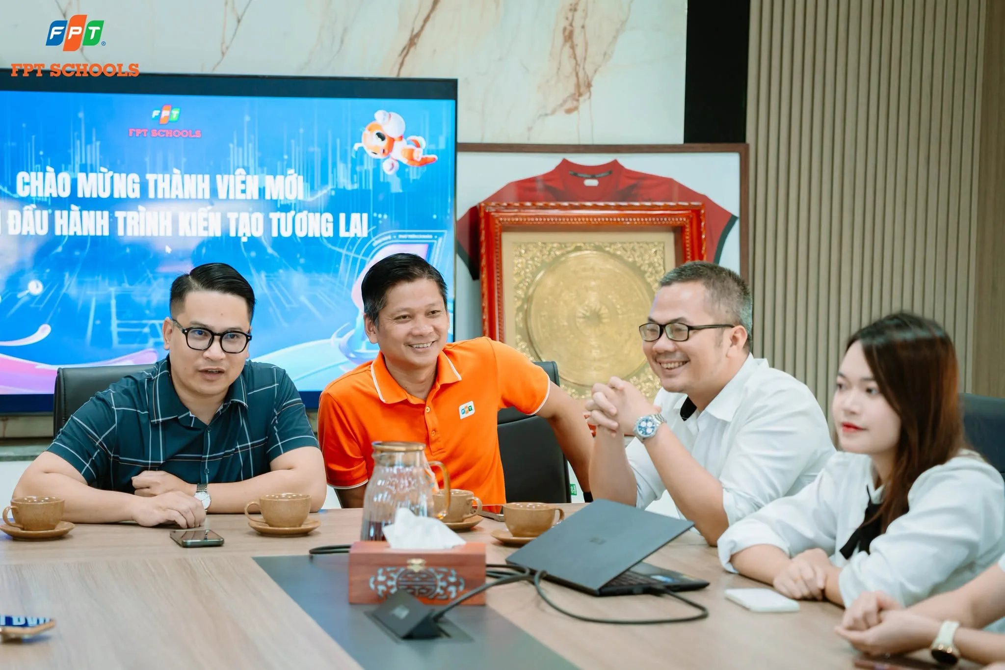 Đội ngũ giáo viên FPT School Hà Nam chào đón những thành viên mới trước thềm năm học 2026 - 2027