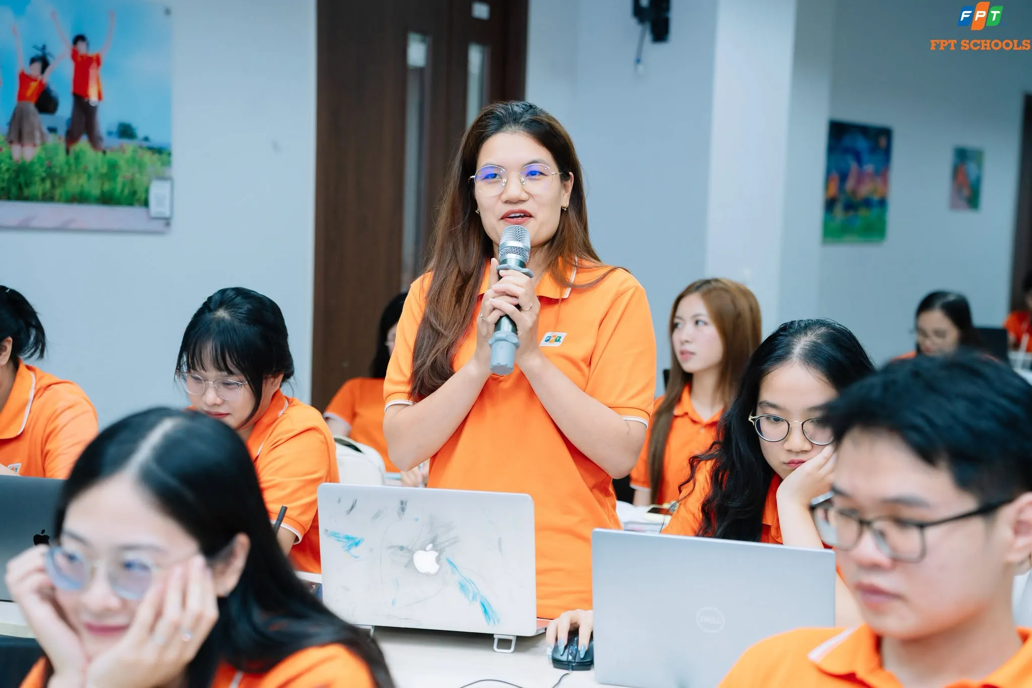 CÁN BỘ, GIÁO VIÊN, NHÂN VIÊN FPT SCHOOL BẮC GIANG THAM GIA CHUỖI TẬP HUẤN CHUYÊN ĐỀ CHO NĂM HỌC 2026–2027 - FPT Education CÁN BỘ, GIÁO VIÊN, NHÂN VIÊN FPT SCHOOL BẮC GIANG THAM GIA CHUỖI TẬP HUẤN CHUYÊN ĐỀ CHO NĂM HỌC 2026–2027 | FPT Schools