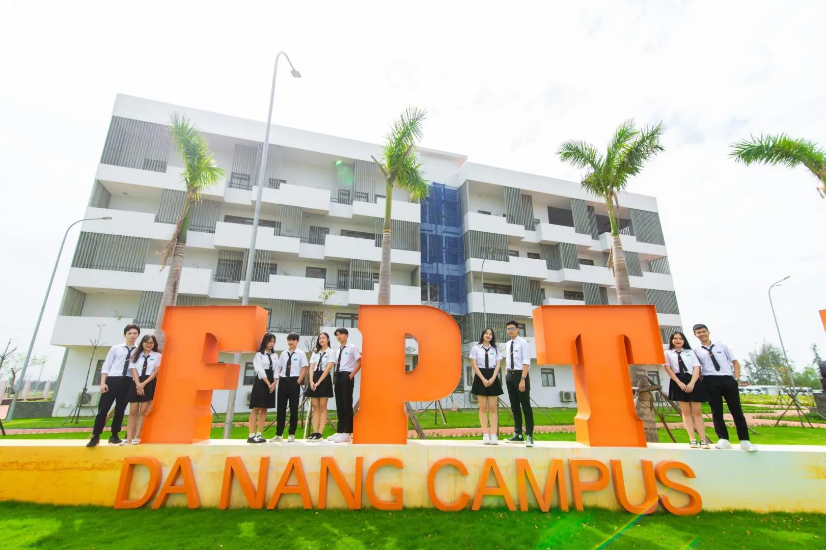 Mô hình bán trú | FPT Schools