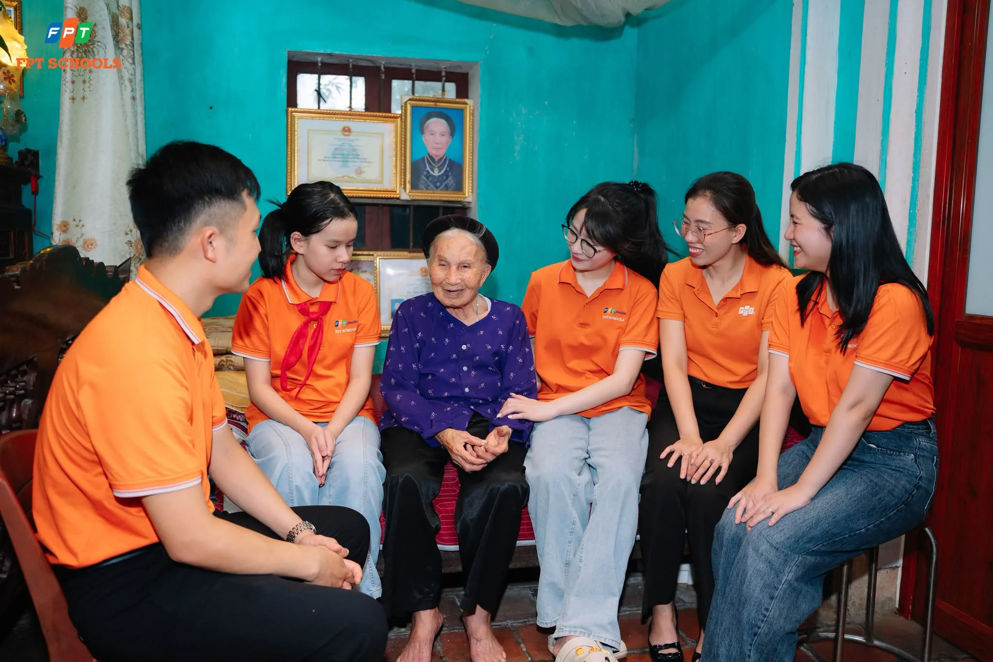 CHUỖI HOẠT ĐỘNG TRI ÂN 27/7 TẠI FPT SCHOOL BẮC GIANG – GIEO MẦM LÒNG BIẾT ƠN, TIẾP NỐI TRUYỀN THỐNG "UỐNG NƯỚC NHỚ NGUỒN" - FPT Education CHUỖI HOẠT ĐỘNG TRI ÂN 27/7 TẠI FPT SCHOOL BẮC GIANG – GIEO MẦM LÒNG BIẾT ƠN, TIẾP NỐI TRUYỀN THỐNG "UỐNG NƯỚC NHỚ NGUỒN" | FPT Schools