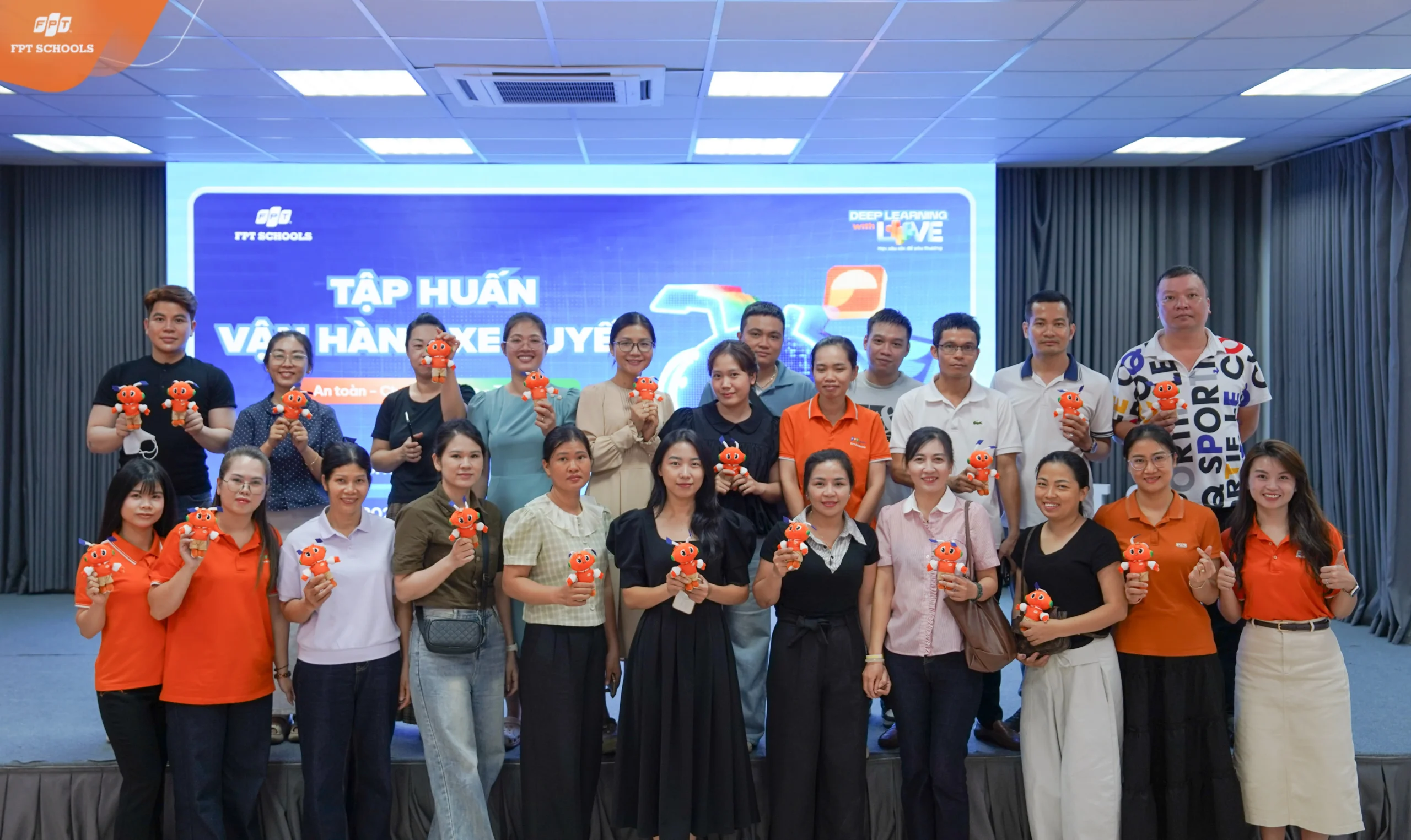 FPT SCHOOL HẢI PHÒNG SẴN SÀNG CHÀO ĐÓN HỌC SINH TRÊN NHỮNG CHUYẾN XE TUYẾN AN TOÀN, CHU ĐÁO | FPT Schools