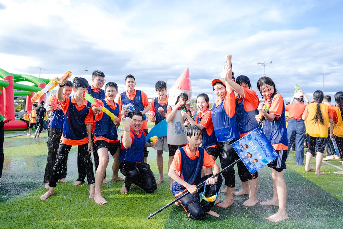 WATER DAY | MỘT NGÀY KHÔNG CẦN GIỮ HÌNH TƯỢNG! | FPT Schools