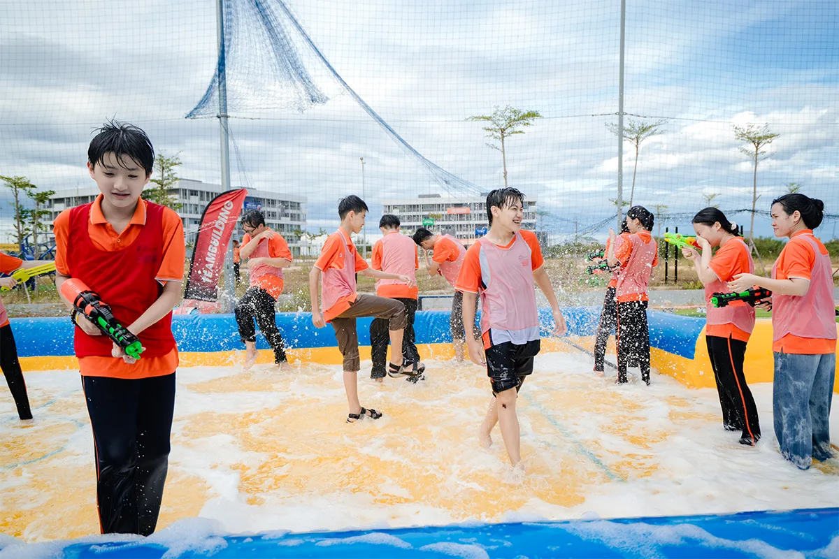 WATER DAY | MỘT NGÀY KHÔNG CẦN GIỮ HÌNH TƯỢNG! | FPT Schools