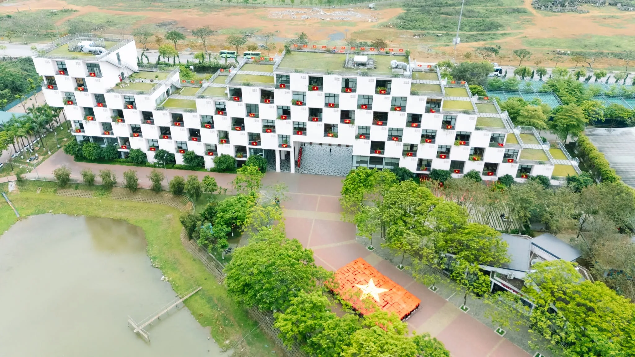 Trường THPT nội trú FPT có gì và tuyển sinh thế nào | FPT Schools