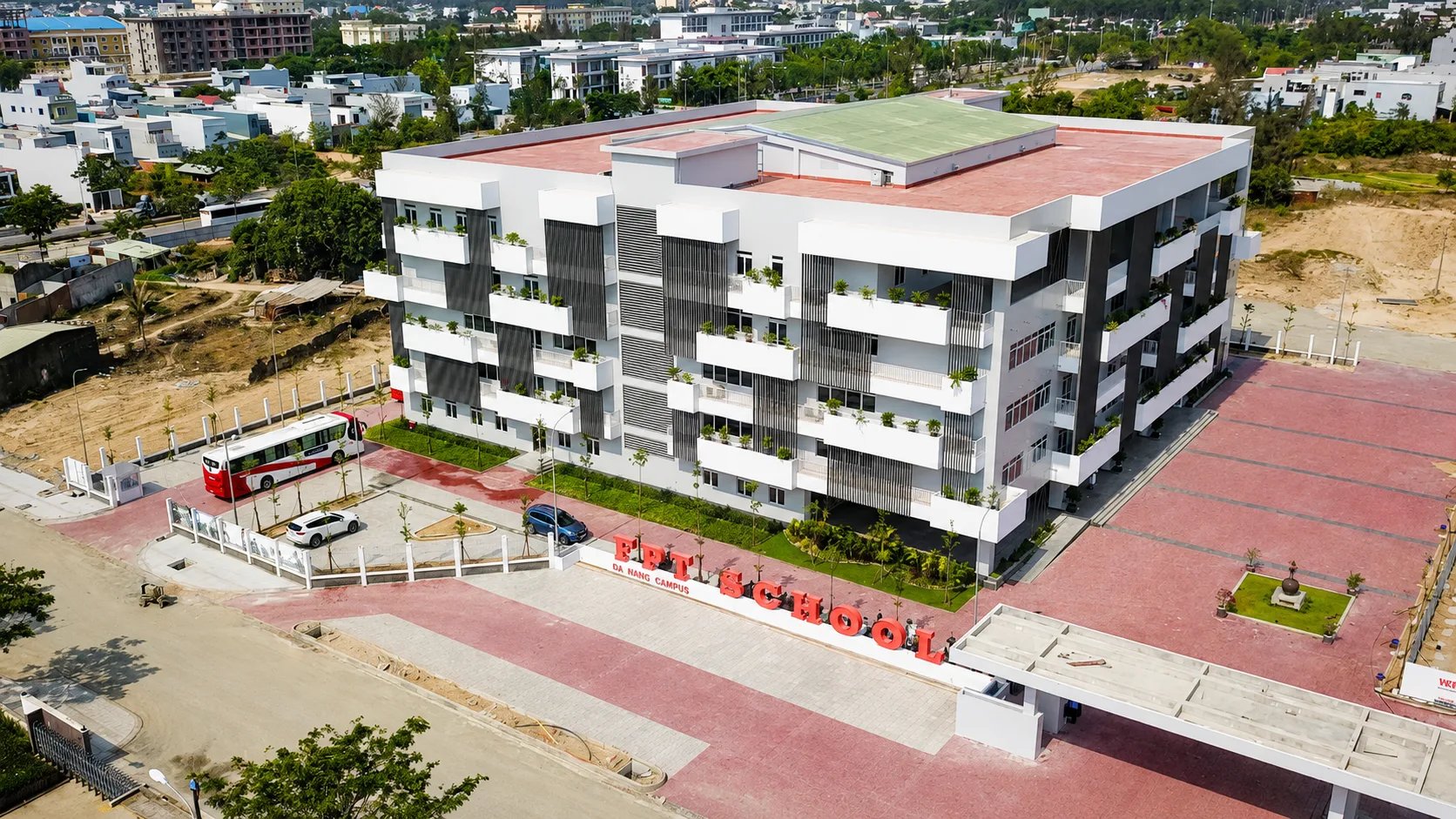 Trường THPT nội trú FPT có gì và tuyển sinh thế nào | FPT Schools