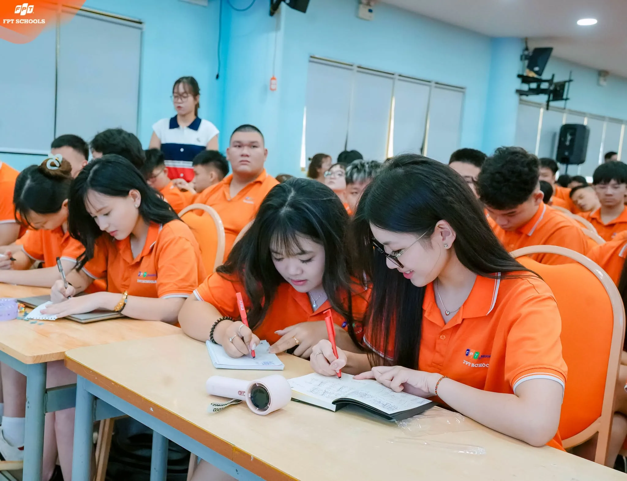 WORKSHOP “HÀNH TRANG VÀO ĐẠI HỌC” - TỪ HIỂU MÌNH ĐẾN VỮNG BƯỚC LỰA CHỌN HƯỚNG ĐI CHO TƯƠNG LAI | FPT Schools