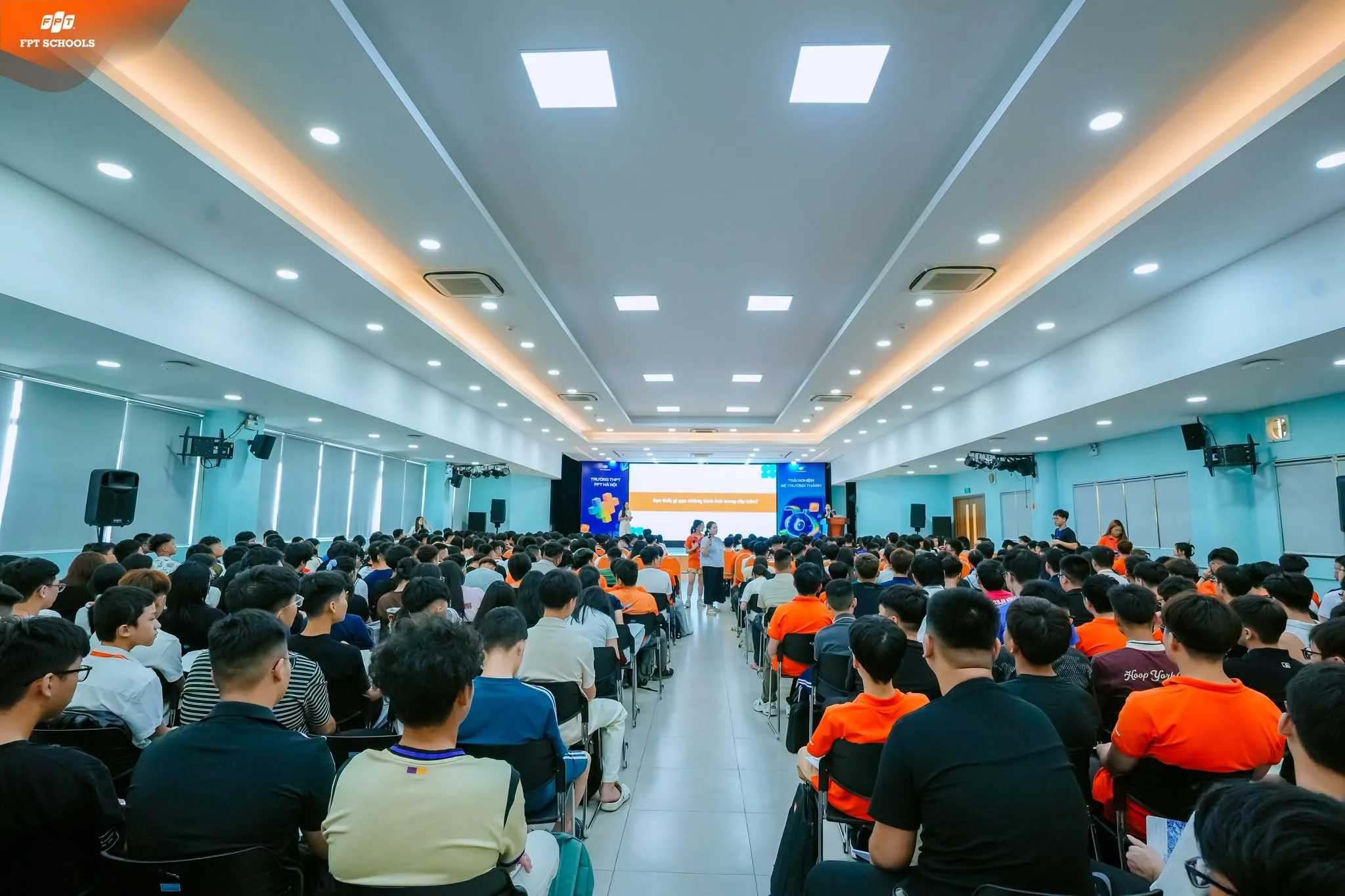 WORKSHOP “KỸ NĂNG THÍCH NGHI TRONG MÔI TRƯỜNG NỘI TRÚ” - HÀNH TRANG ĐỂ HỌC SINH KHỐI 10 LÀM QUEN VỚI CUỘC SỐNG MỚI - FPT Education WORKSHOP “KỸ NĂNG THÍCH NGHI TRONG MÔI TRƯỜNG NỘI TRÚ” - HÀNH TRANG ĐỂ HỌC SINH KHỐI 10 LÀM QUEN VỚI CUỘC SỐNG MỚI | FPT Schools