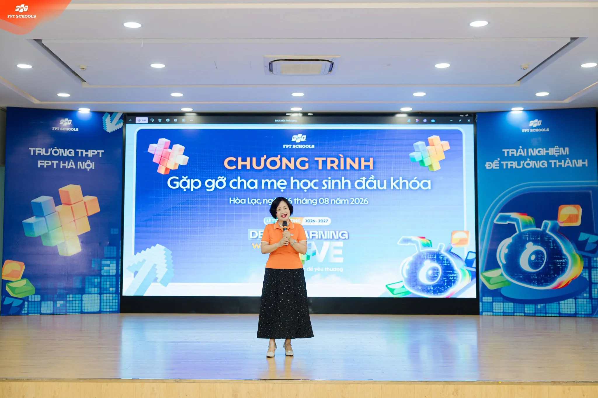 Chương trình giao lưu giữa Nhà trường & Cha mẹ học sinh Khối 10: Đồng hành cùng FSchoolers trên chặng đường mới | FPT Schools