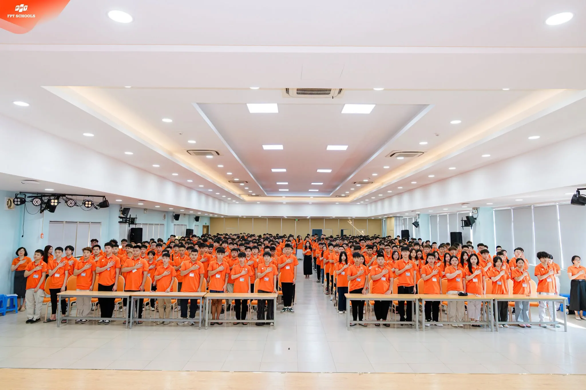 Lễ tựu trường – Dấu mốc đầu tiên của FSchoolers khối 10 tại Trường THPT FPT | FPT Schools