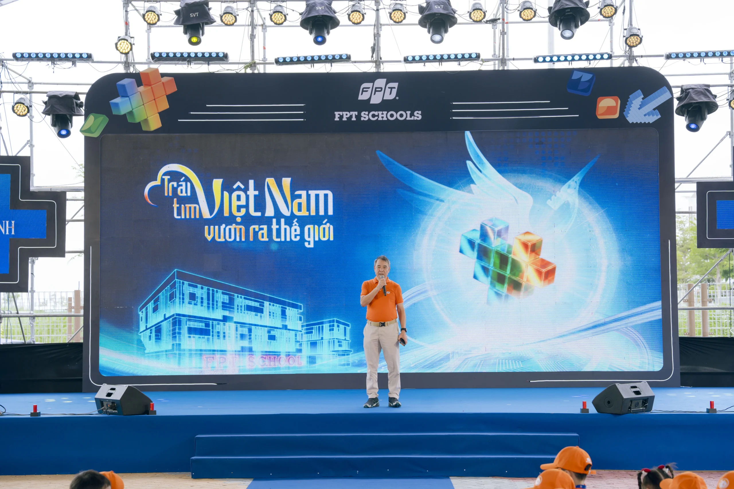 Lê Trường Tùng, Chủ tịch Hội đồng trường Trường Đại học FPT, Tập đoàn FPT phát biểu tại lễ Khánh 