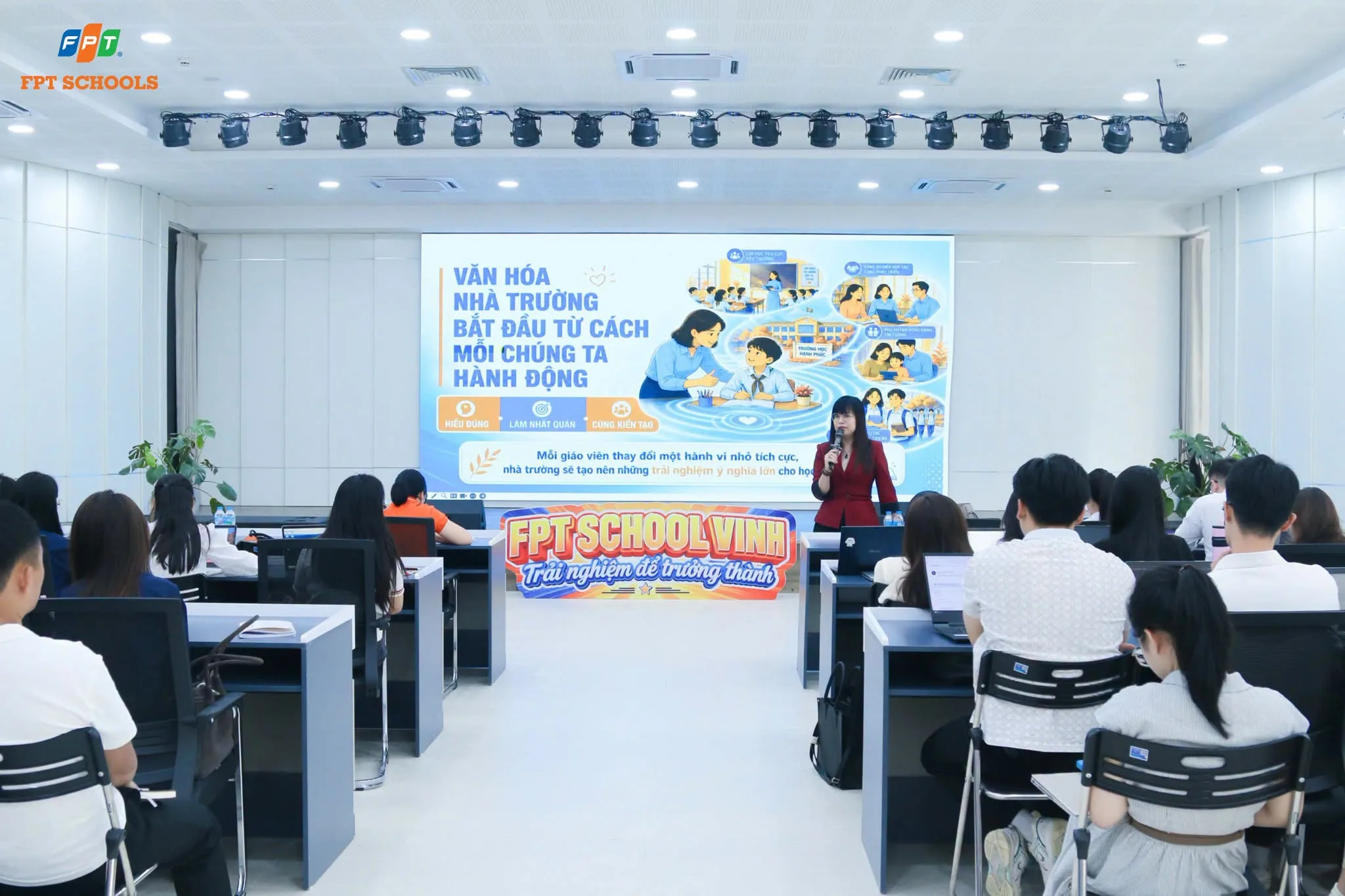 FPT School Vinh lan tỏa văn hóa trường học, kiến tạo niềm tin phụ huynh - FPT Education Cô Hoàng Thị Hiền Lương - Phó Hiệu trưởng FPT School Vinh chia sẻ tại chương trình.