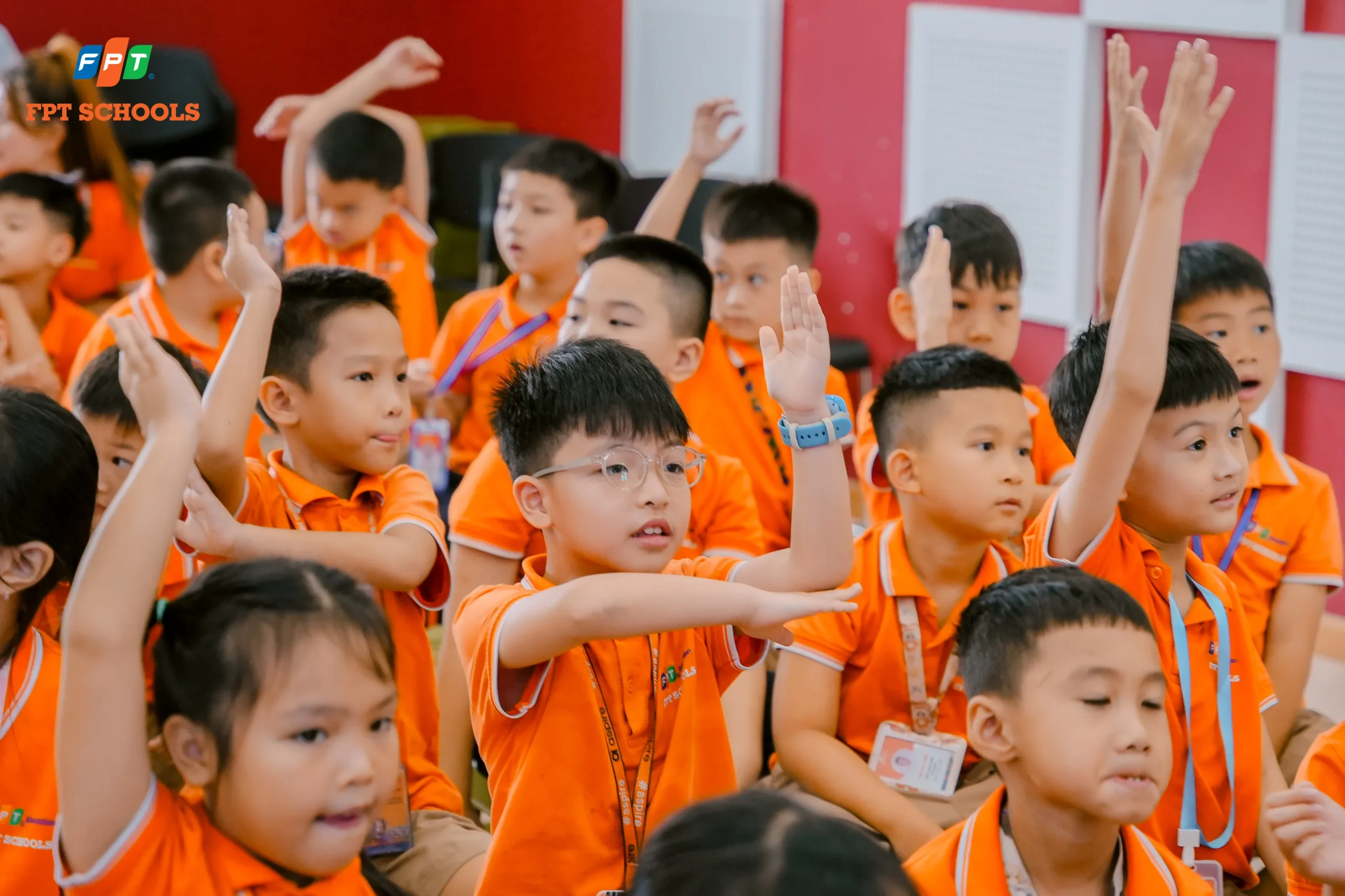 Học sinh bao nhiêu tuổi thì được đi xe điện? Những lưu ý mà cha mẹ nên biết - FPT Education Học sinh bao nhiêu tuổi thì được đi xe điện? Những lưu ý mà cha mẹ nên biết | FPT Schools