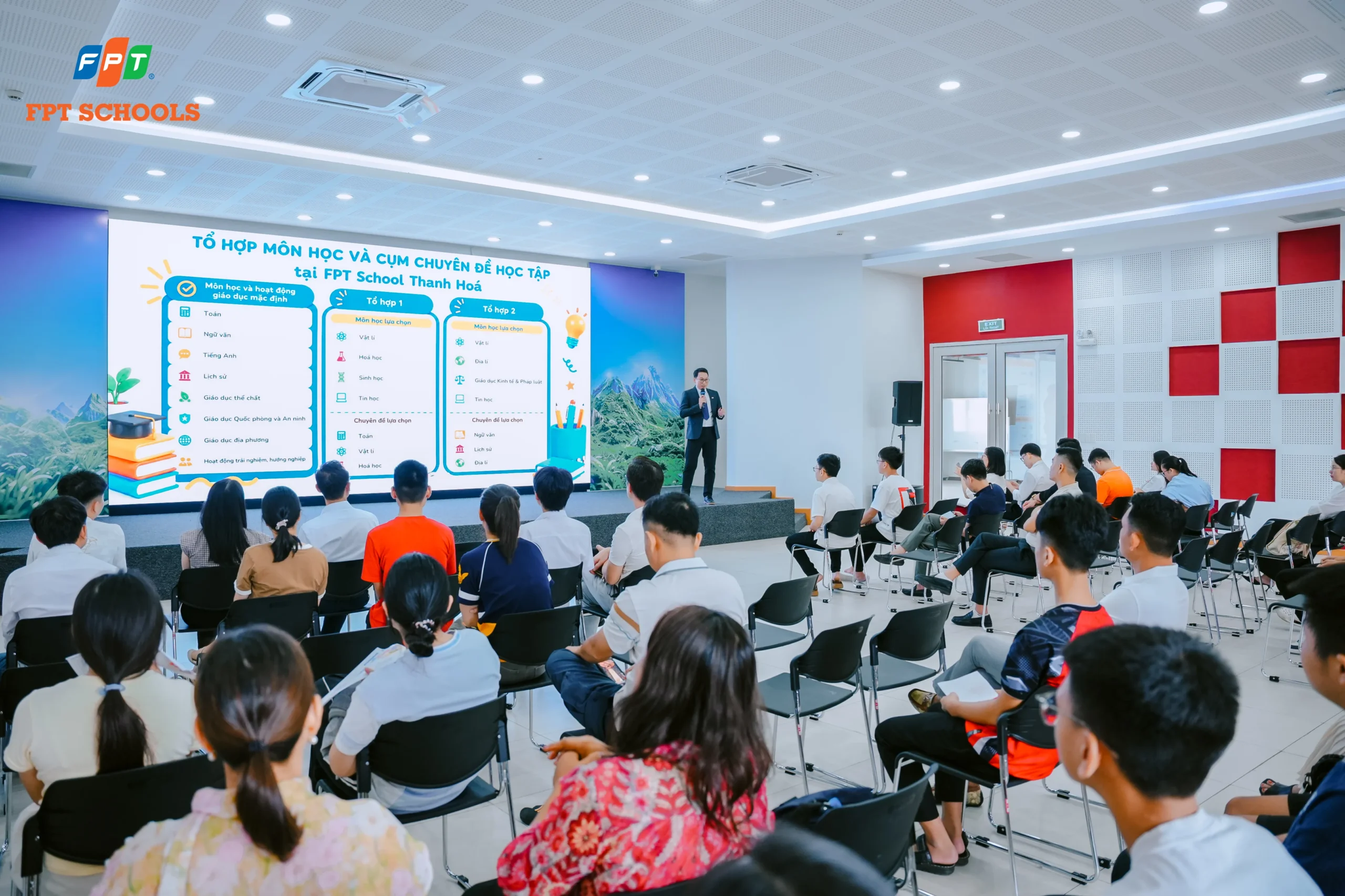 Thầy Nhật Minh - Phó hiệu trưởng chia sẻ chọn tổ hợp môn THPT