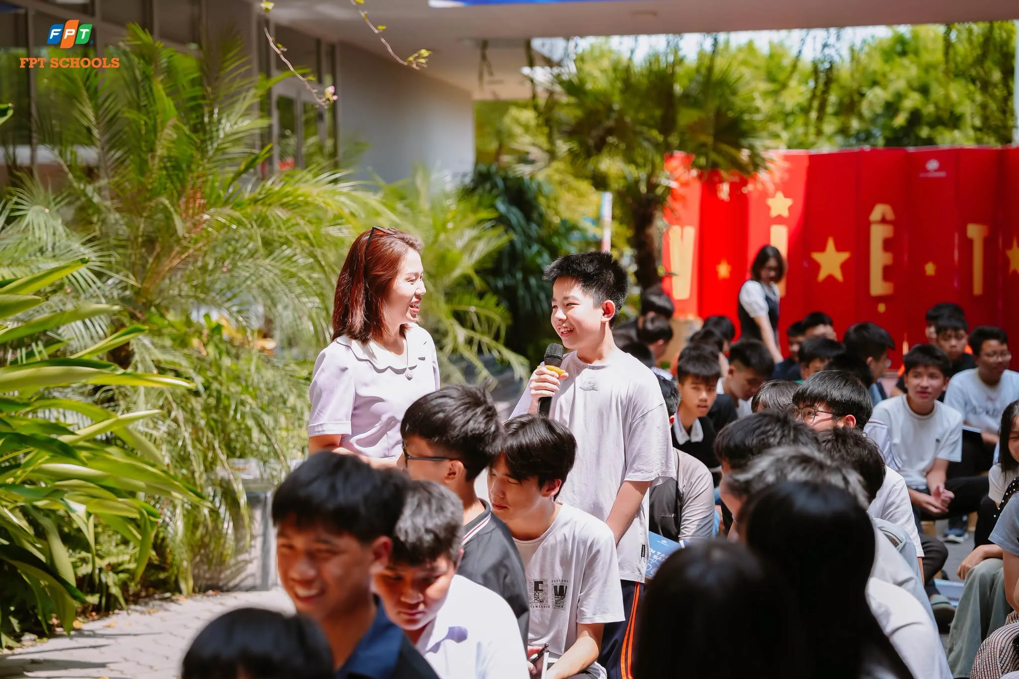 Giờ học trên lớp của học sinh FPT School Hà Nam