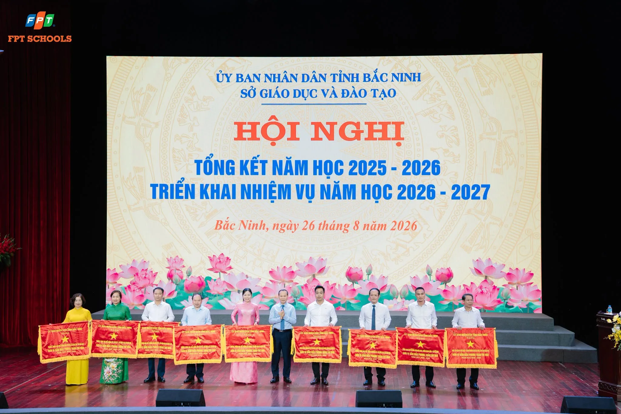 FPT School Bắc Giang nhận Cờ thi đua của UBND tỉnh năm học 2025–2026 | FPT Schools
