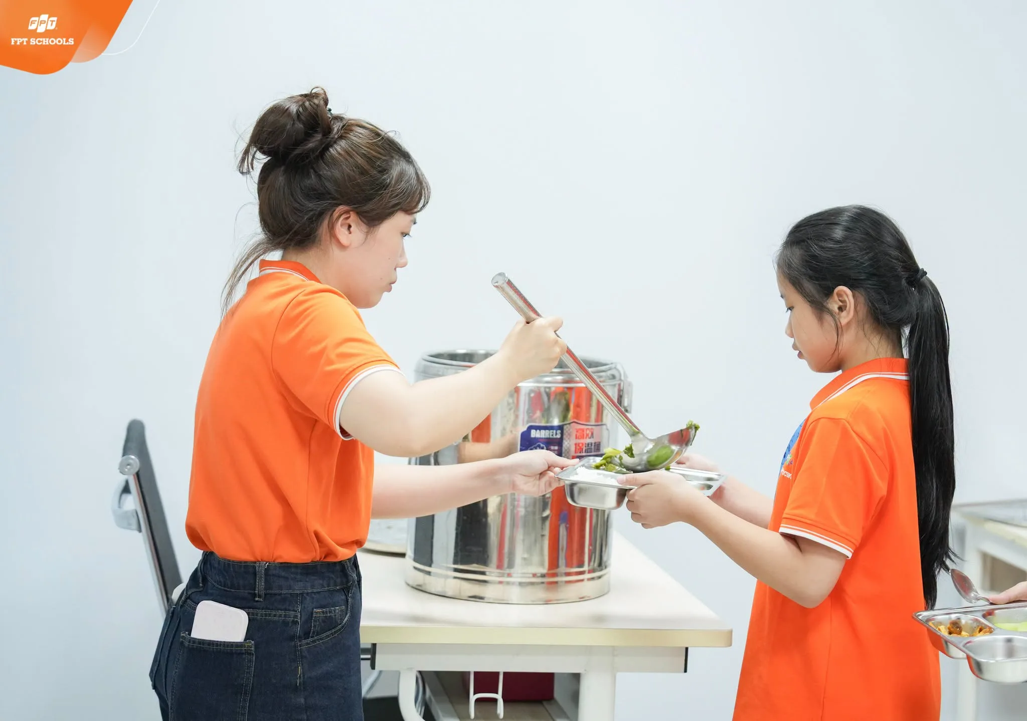 Bữa cơm bán trú FPT School Hải Phòng ngày Back to School 2026