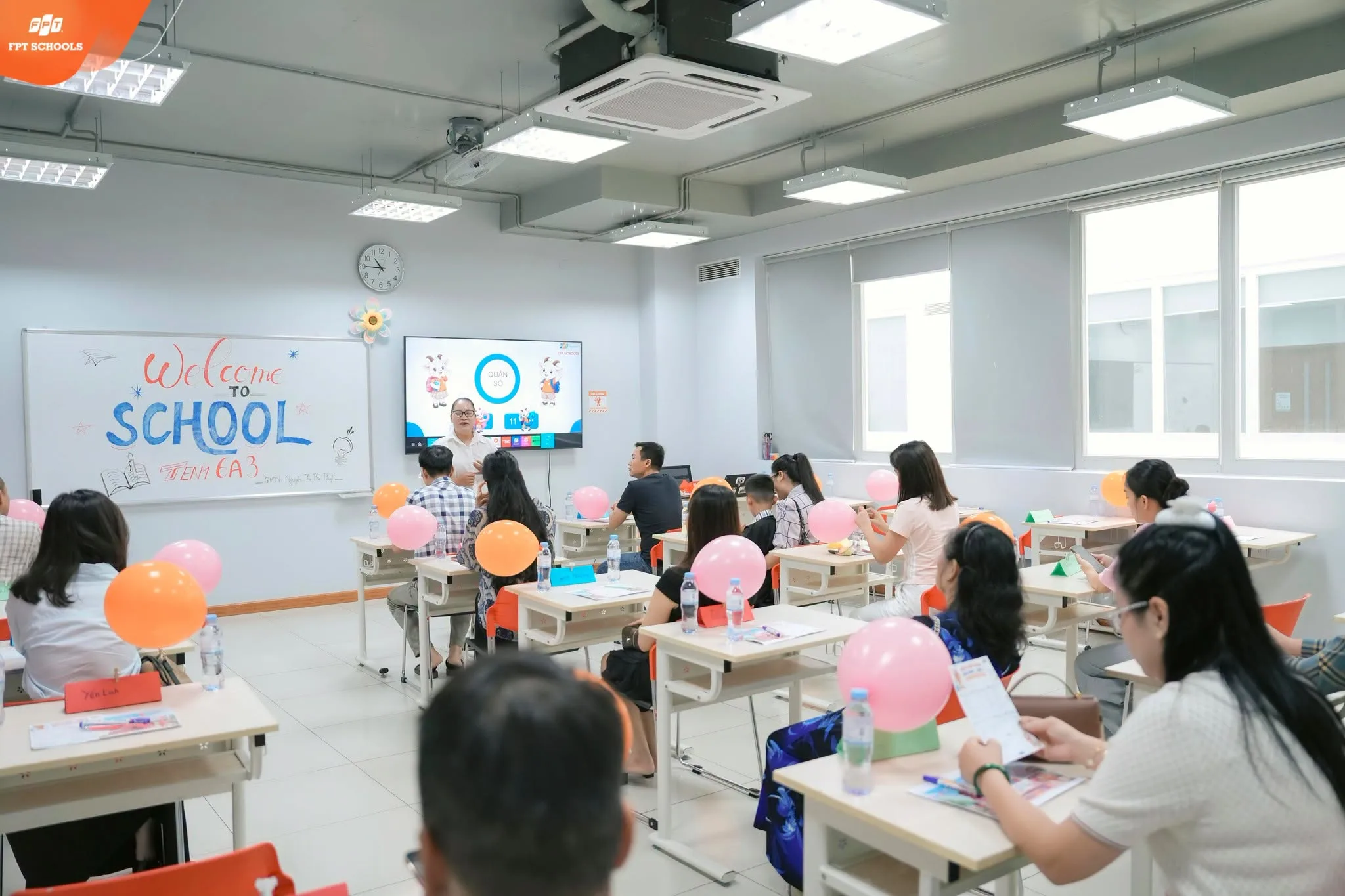 Phụ huynh K5 gặp gỡ giáo viên tại FPT School Hải Phòng