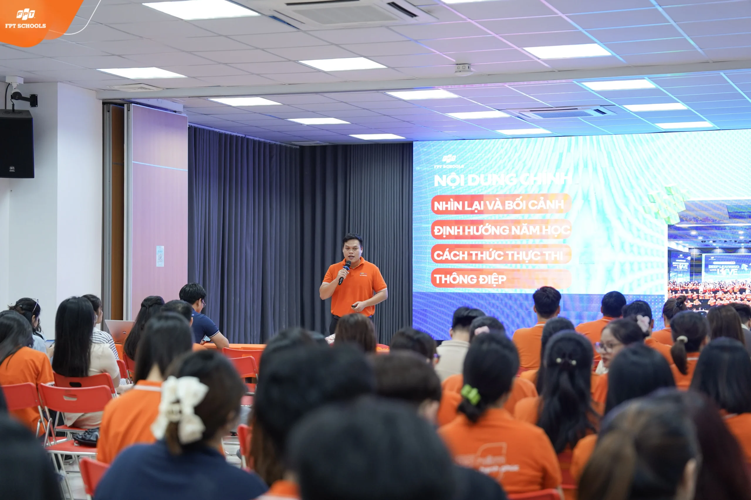 Nội dung "Giáo dục giá trị sống cho học sinh" được chia sẻ tại chương trình 