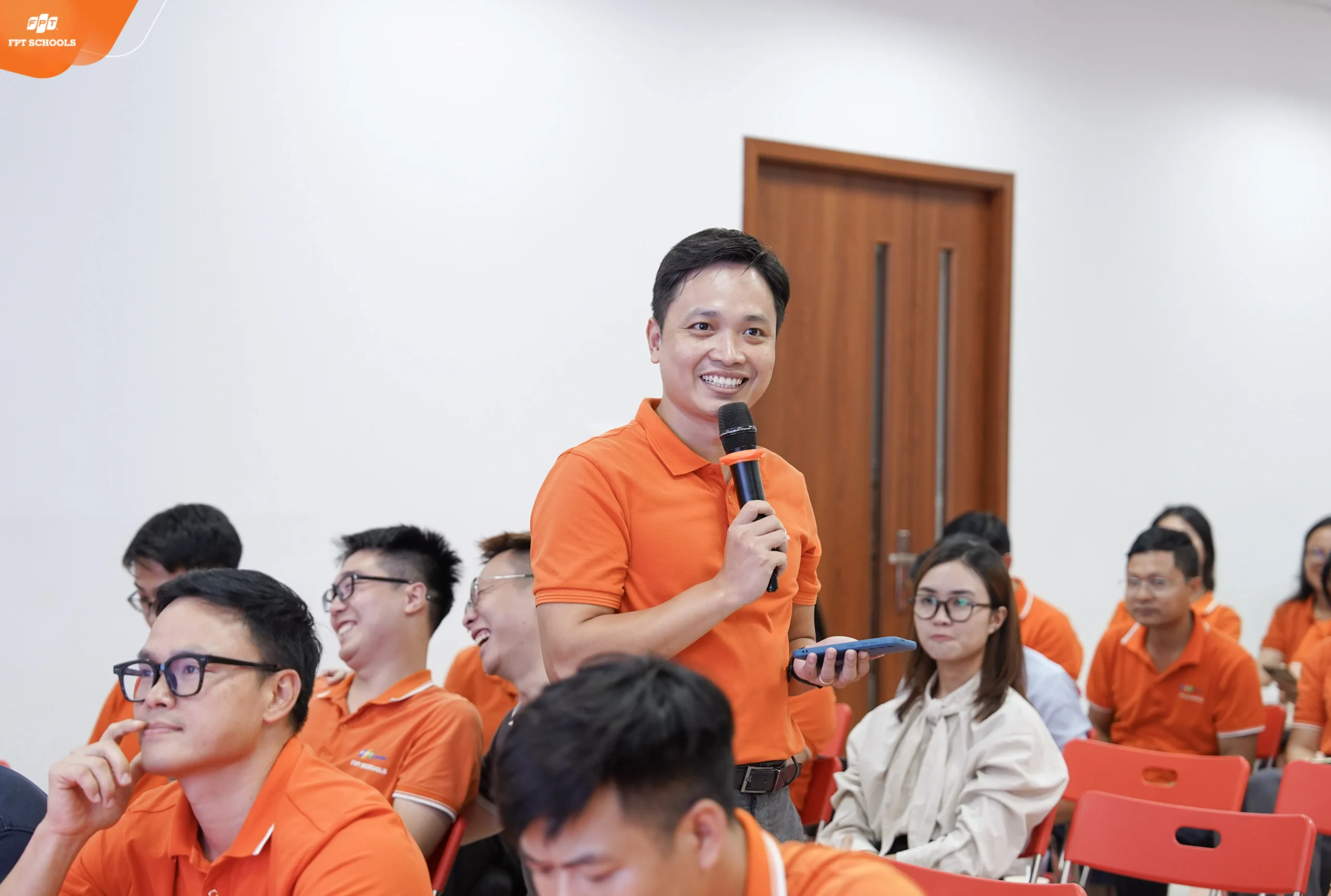 Thầy cô giáo FPT School Hải Phòng chia sẻ trong buổi kick-off
