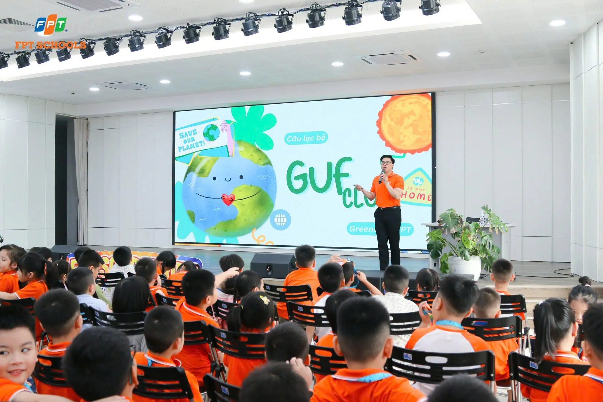 Học sinh FPT School Vinh sôi nổi tham gia các hoạt động trong tuần định hướng đầu tiên | FPT Schools
