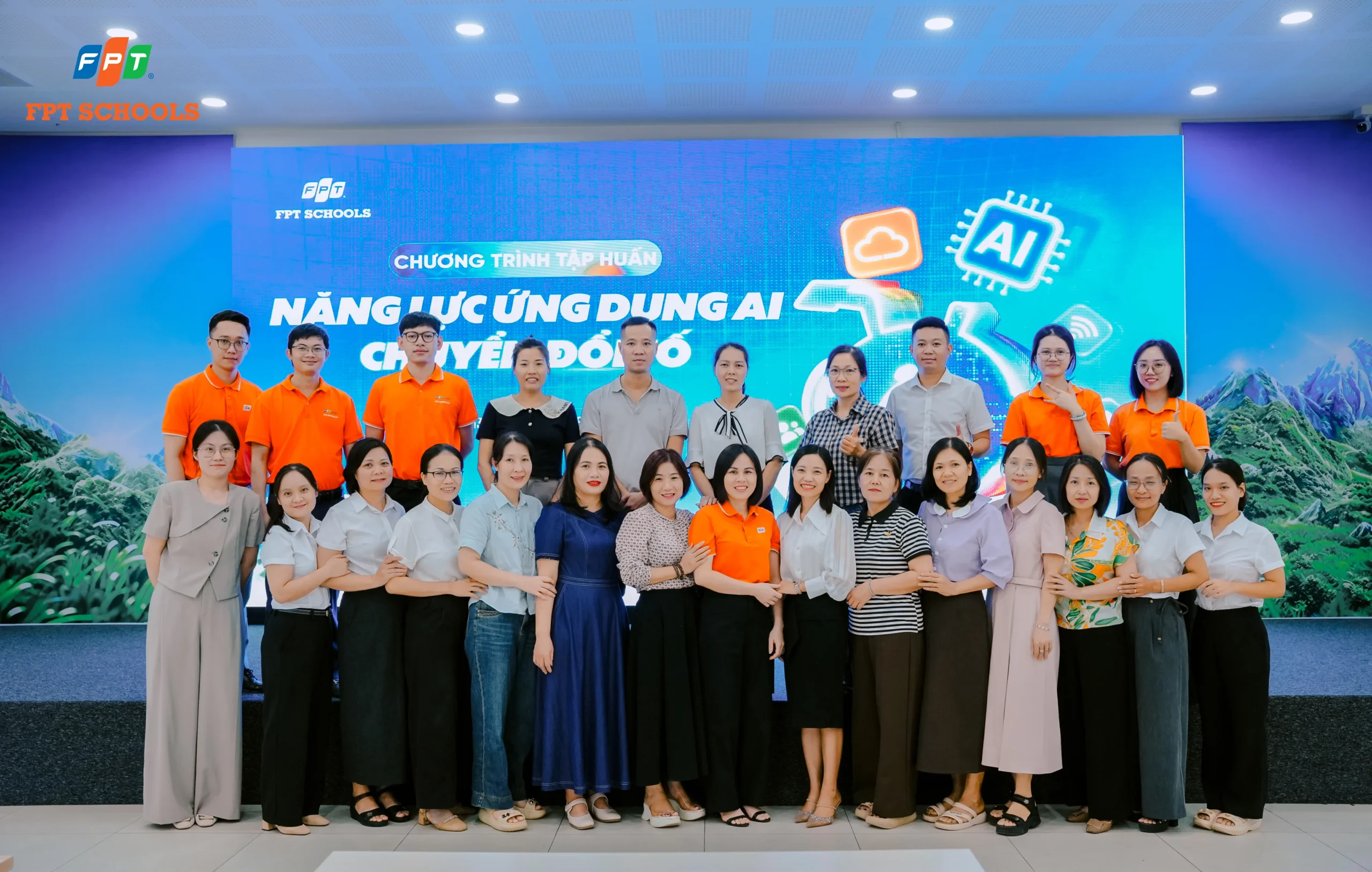 FPT School Thanh Hoá tổ chức tập huấn năng lực ứng dụng AI cho giáo viên