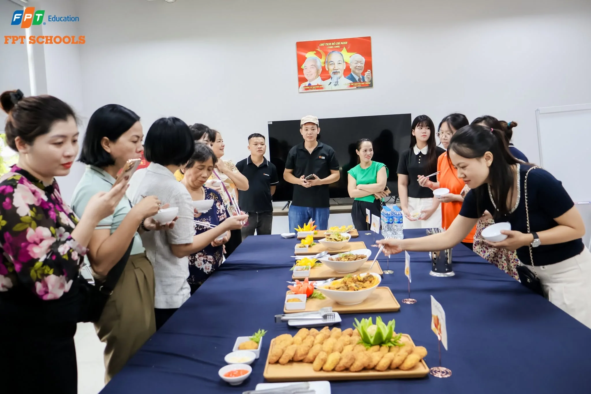 Học sinh FPT School Hà Nam trong sự kiện trải nghiệm môn học mới