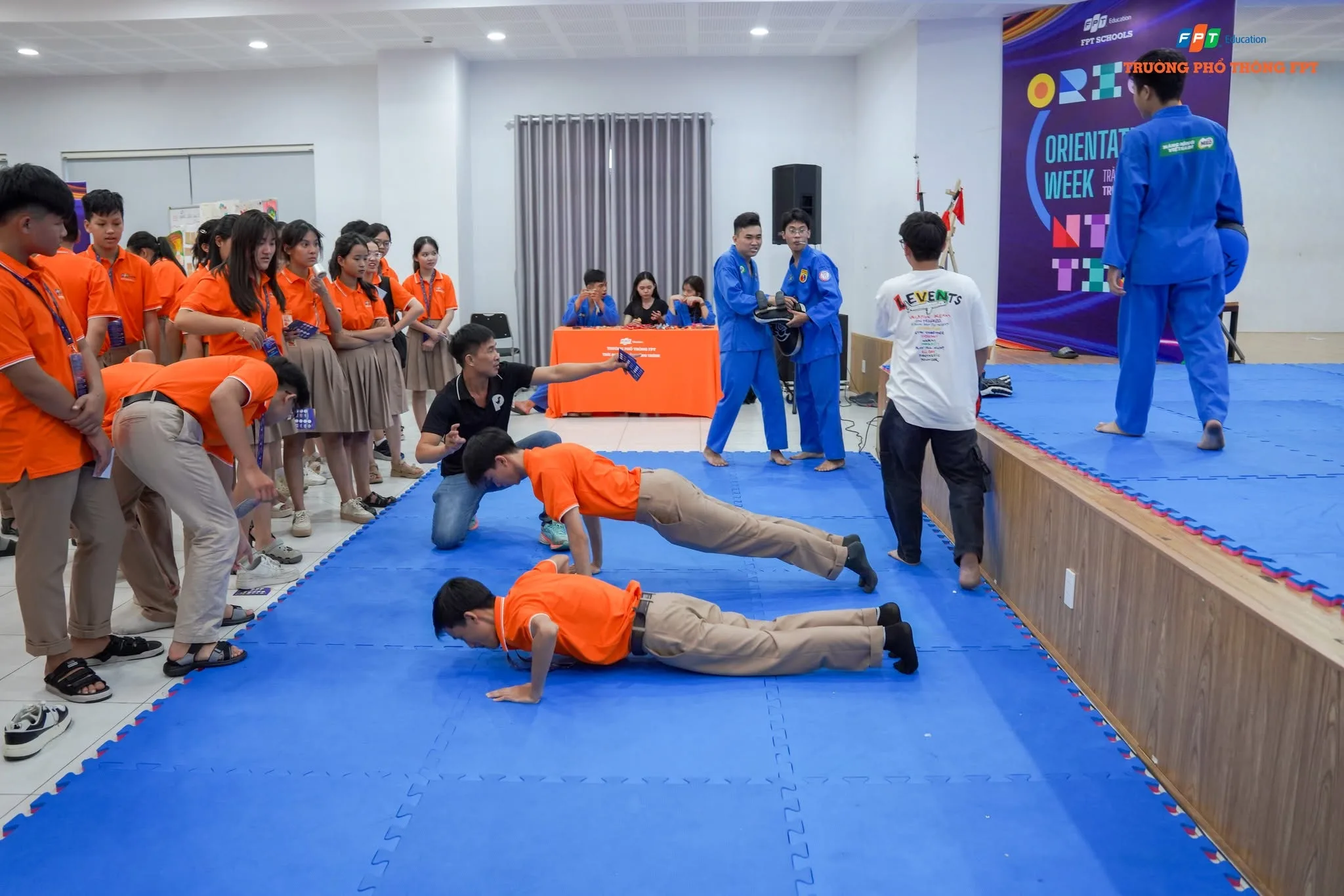 Cách dạy con tự bảo vệ bản thân từ những tình huống hằng ngày | FPT Schools