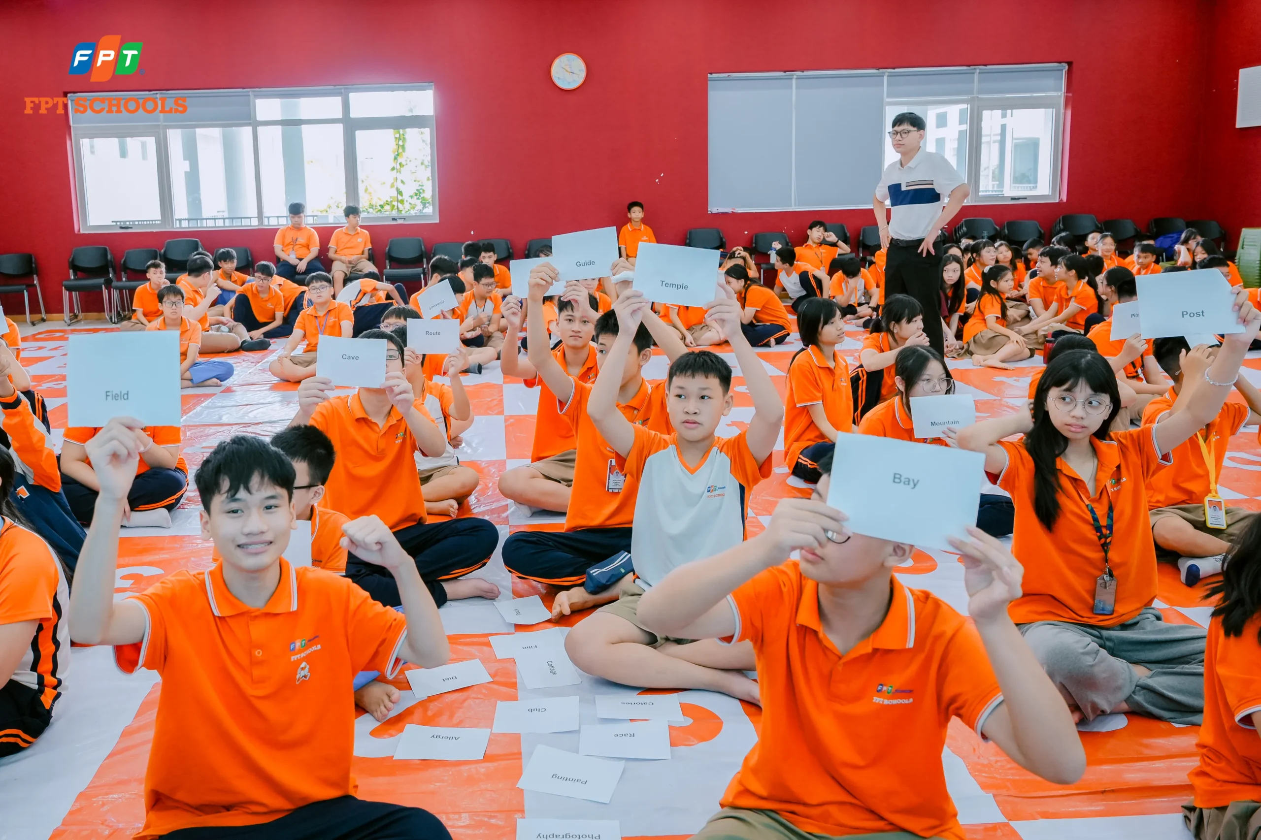 Fschoolers tích tực tham gia trải nghiệm tiếng anh - back to school, game on