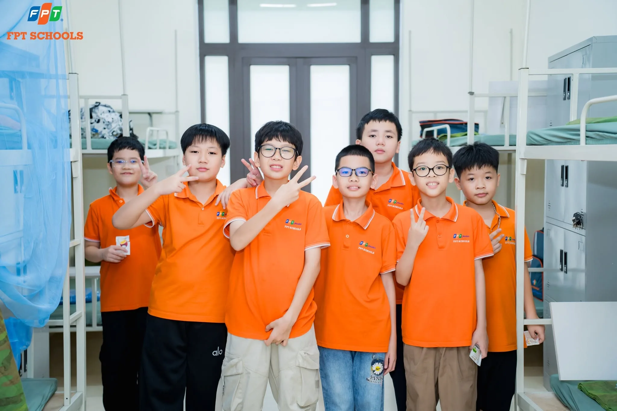 truong-fpt-cau-giay-cap-2