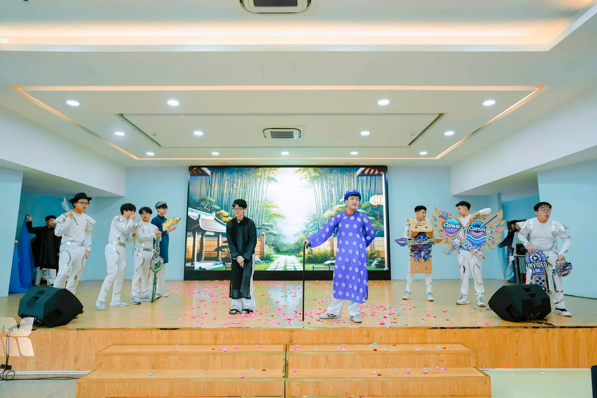 TRƯỜNG HỌC NHIỀU TRẢI NGHIỆM | FPT Schools