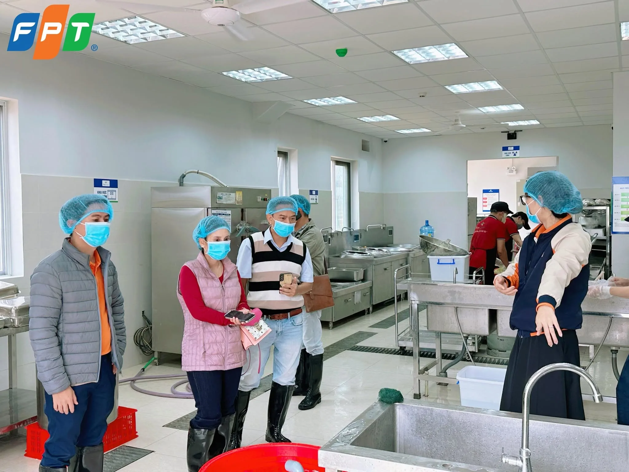 Khám phá Bếp ăn FPT School Long Vân: Chuẩn Dinh dưỡng, Sạch, An toàn | FPT Schools