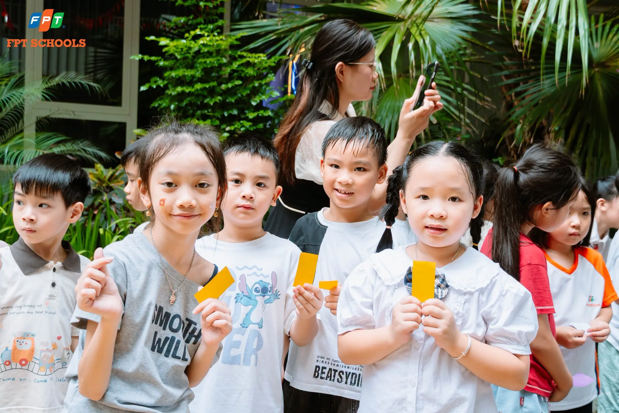 Kết nối tích cực – Cùng học sinh tạo nên “Chiếc bánh tình bạn” diệu kỳ tại FPT School Hà Nam | FPT Schools