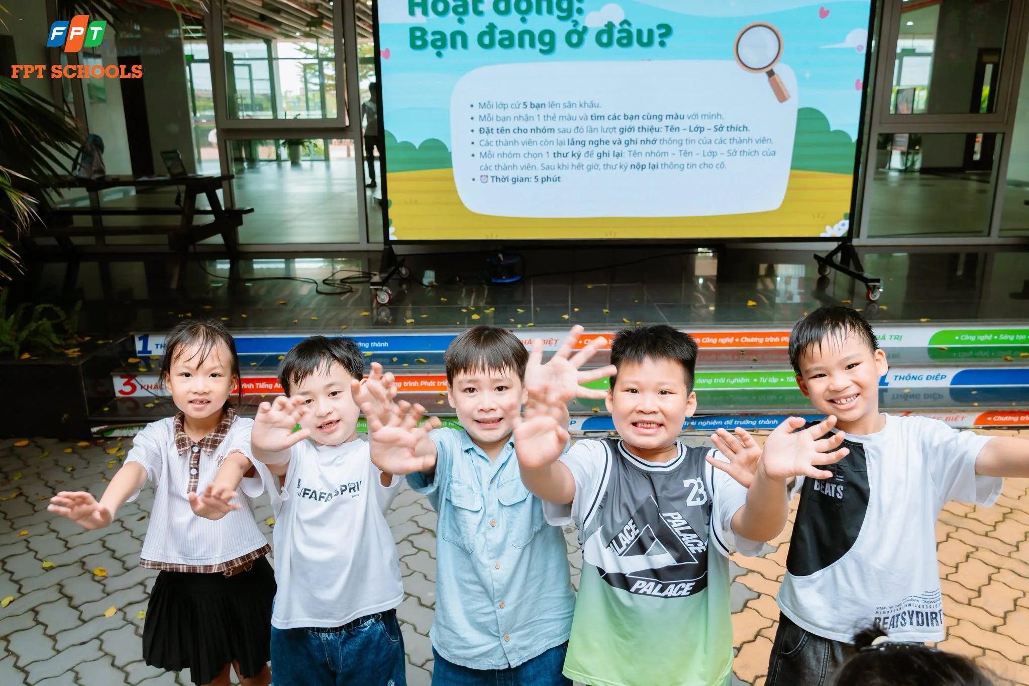 Kết nối tích cực – Cùng học sinh tạo nên “Chiếc bánh tình bạn” diệu kỳ tại FPT School Hà Nam | FPT Schools