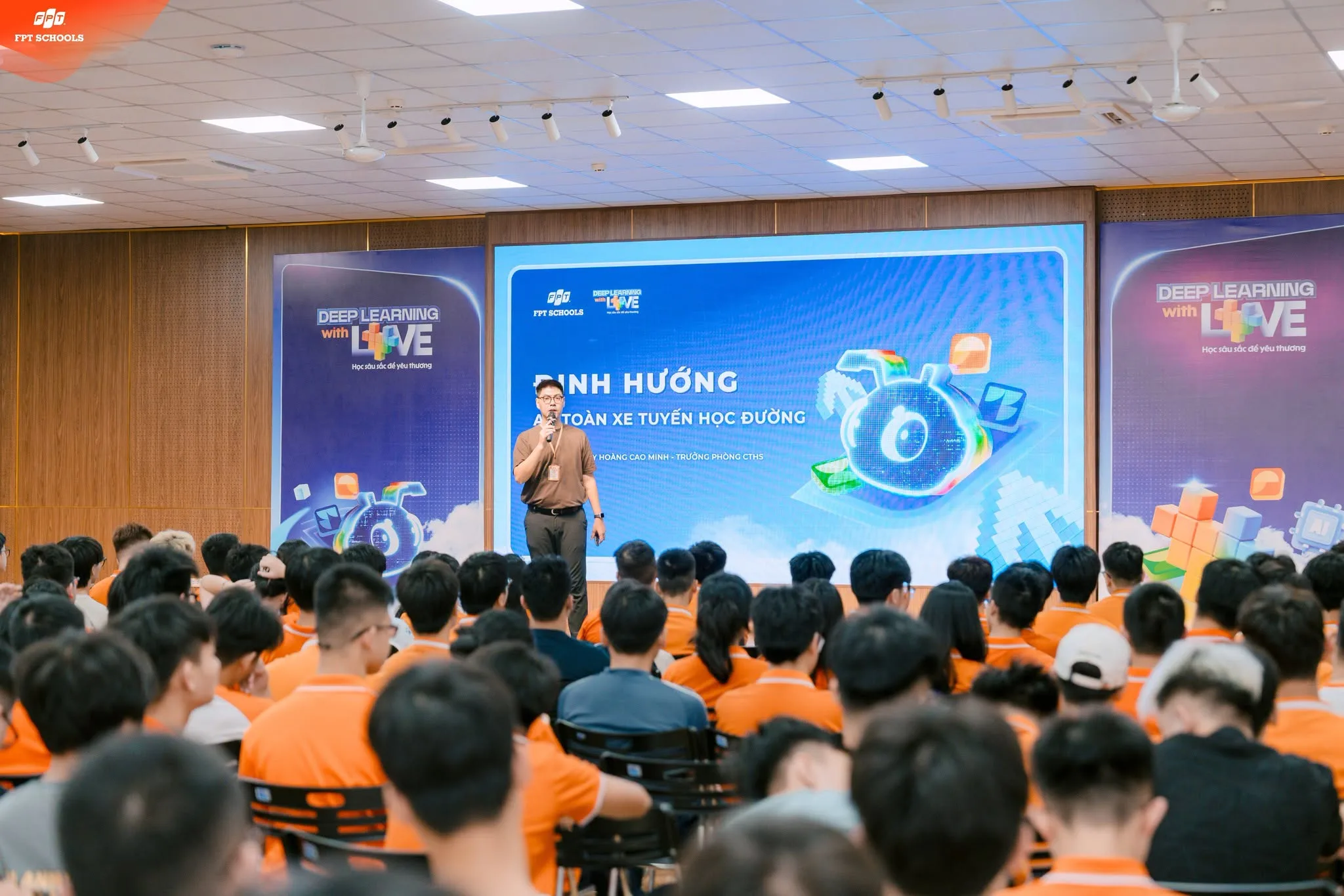 FSchool Tây Hà Nội trang bị kỹ năng an toàn xe tuyến học đường cho học sinh | FPT Schools