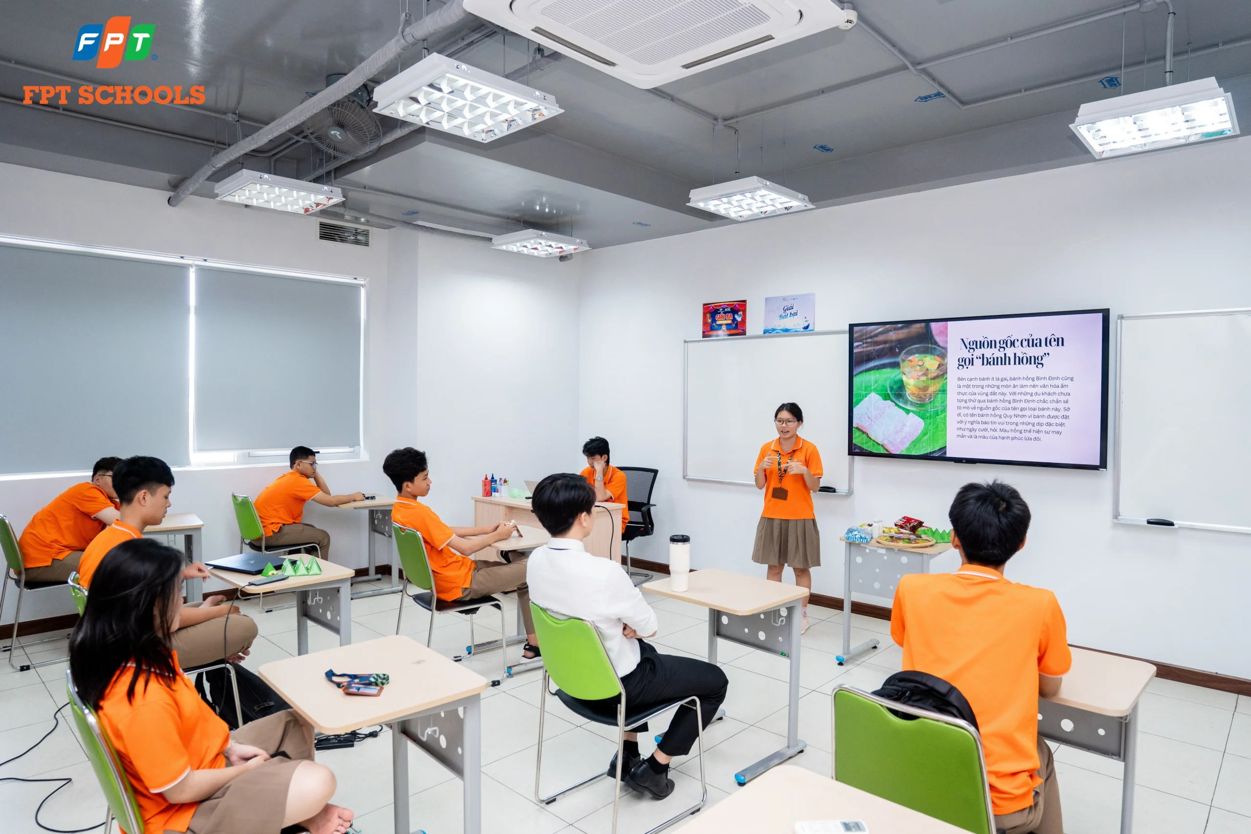 Học sinh THPT FPT Quy Nhơn tham gia hoạt động trải nghiệm văn hóa vùng miền