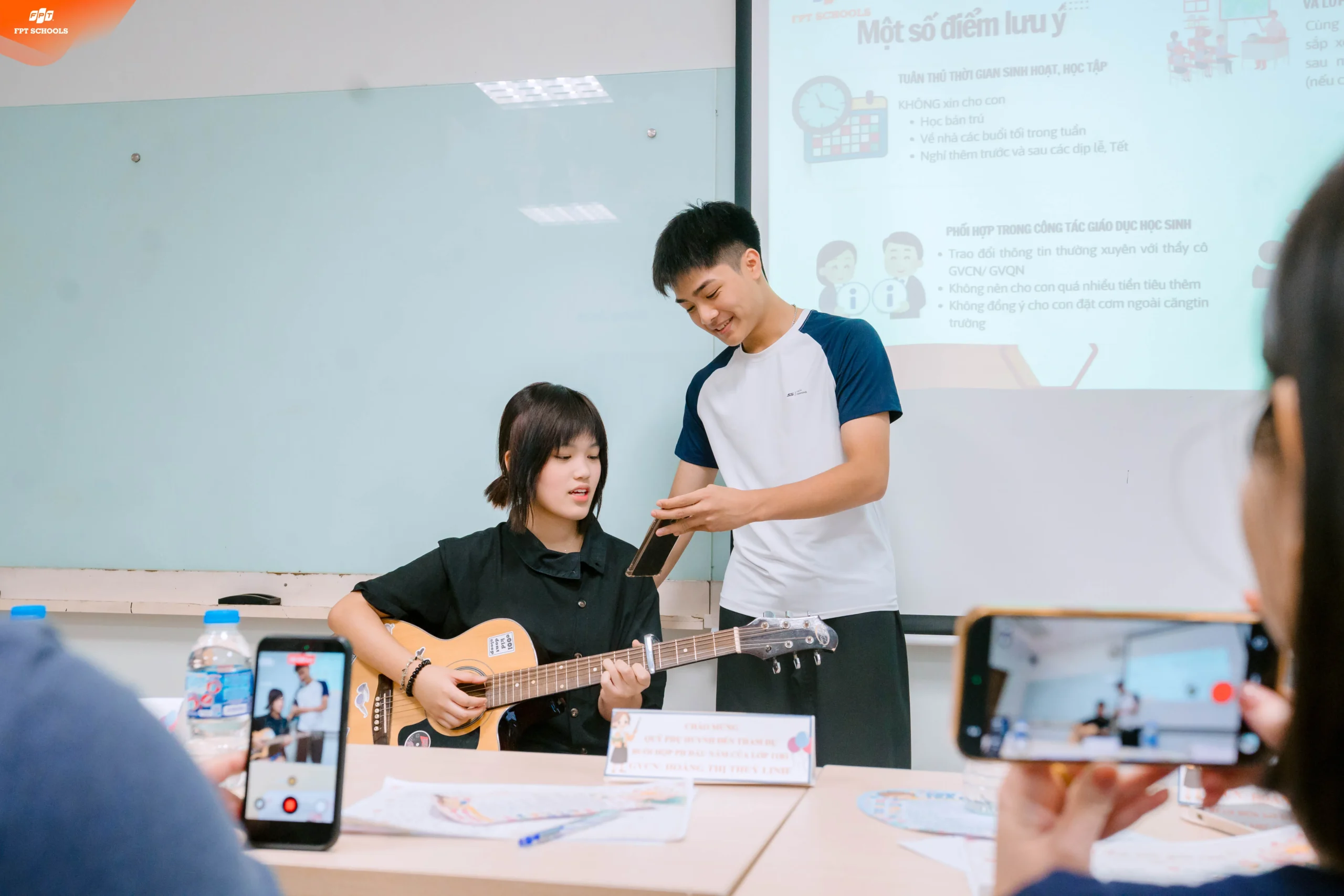 BUỔI HỌP PHỤ HUYNH ĐẦU NĂM: KHỞI ĐẦU CHO MỘT NĂM HỌC GẮN KẾT GIỮA GIA ĐÌNH VÀ NHÀ TRƯỜNG | FPT Schools
