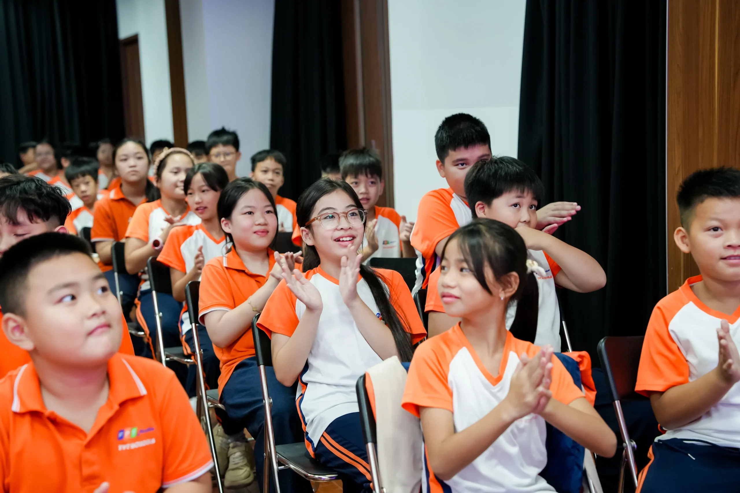 Học sinh FPT School Hà Nam khởi động tuần mới đầy năng lượng tại buổi sinh hoạt đầu tuần năm học 2026-2027 - FPT Education Học sinh FPT School Hà Nam khởi động tuần mới đầy năng lượng tại buổi sinh hoạt đầu tuần năm học 2026-2027 | FPT Schools