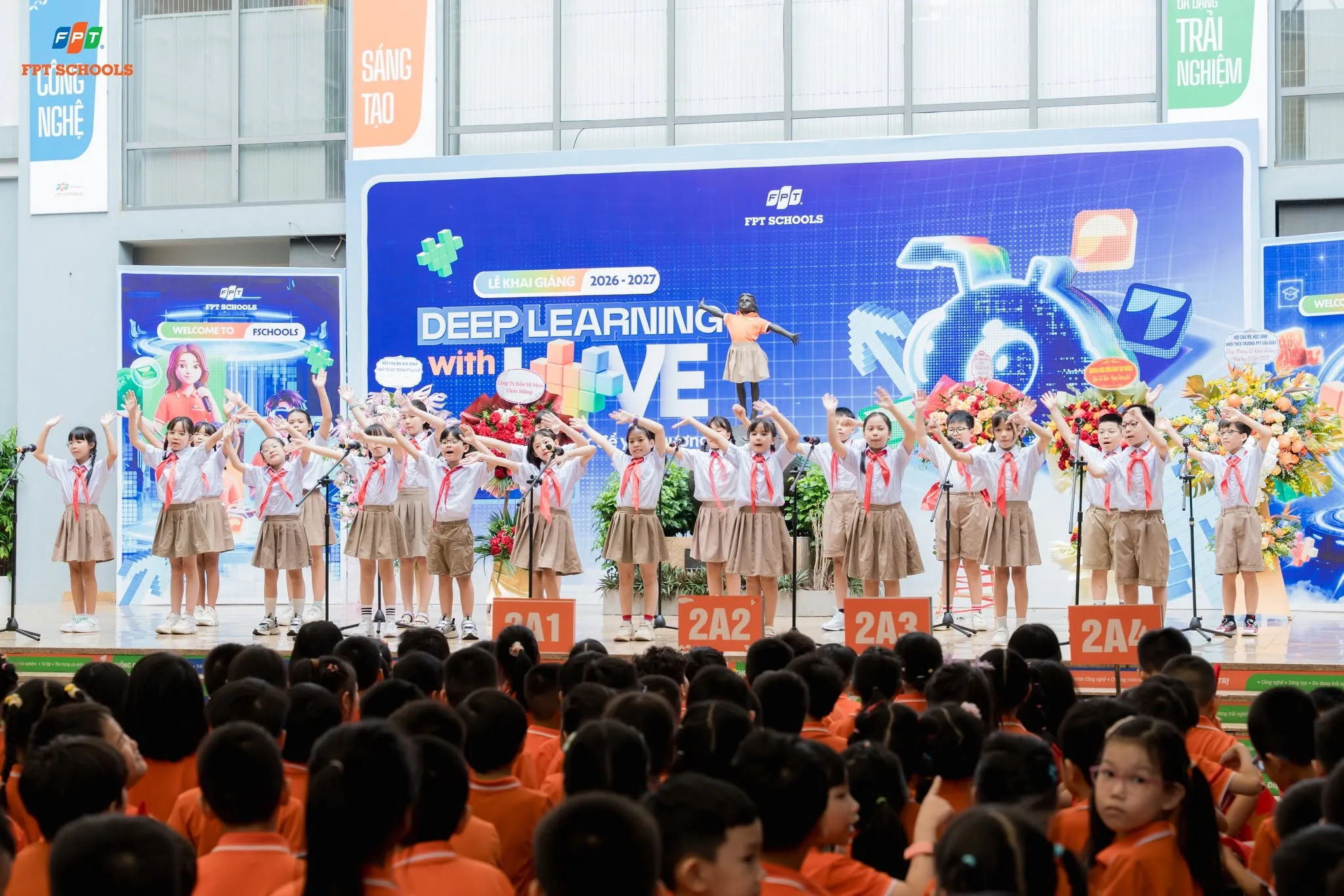 FPT School Cầu Giấy khai giảng năm học mới với chủ đề "Học sâu sắc để yêu thương"  | FPT Schools