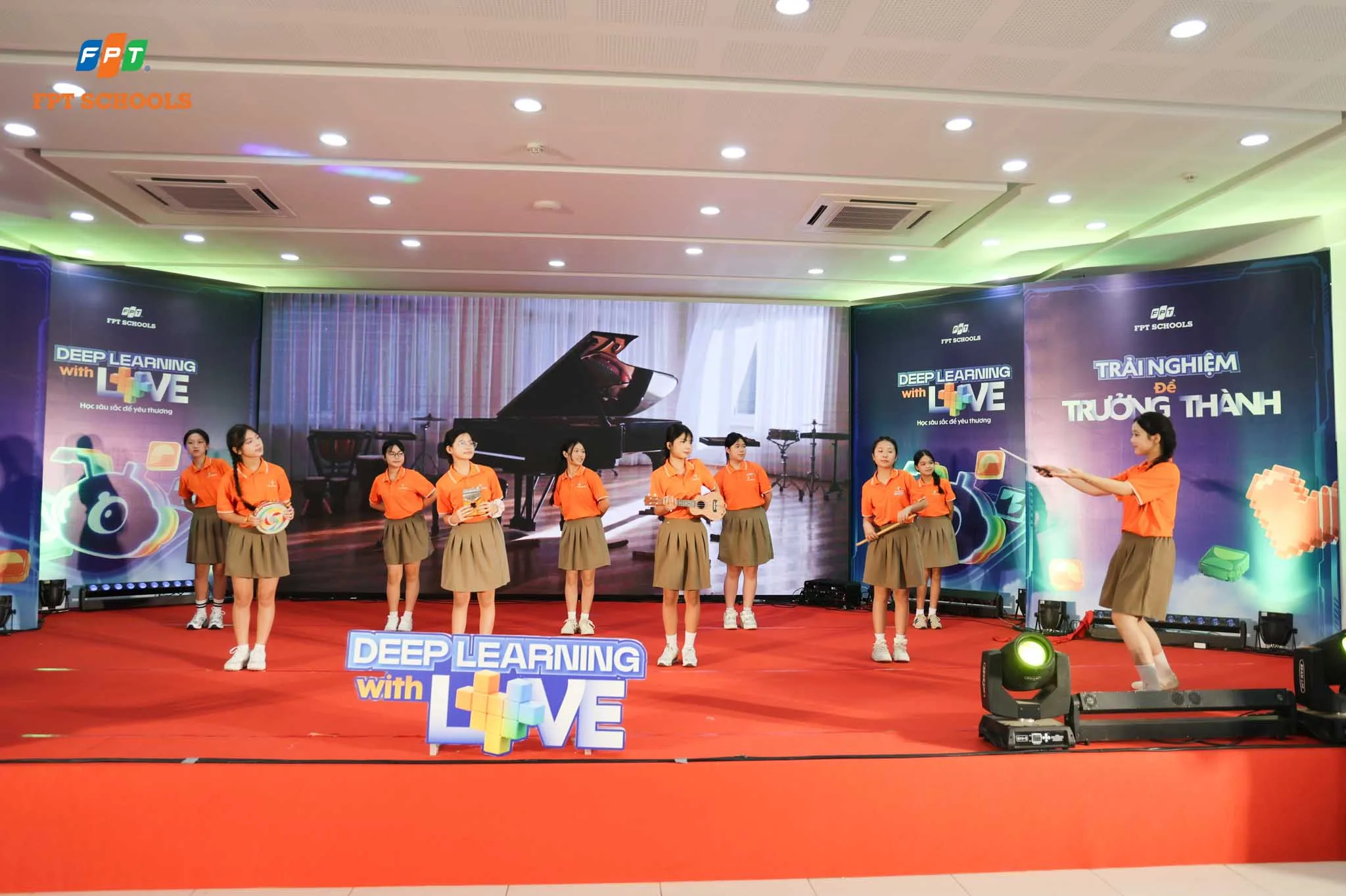 FPT School 1,2 Đà Nẵng Khai giảng năm học 2026–2027: “Deep Learning with Love” – mỗi hành trình lớn lên đều bắt đầu từ yêu thương! | FPT Schools