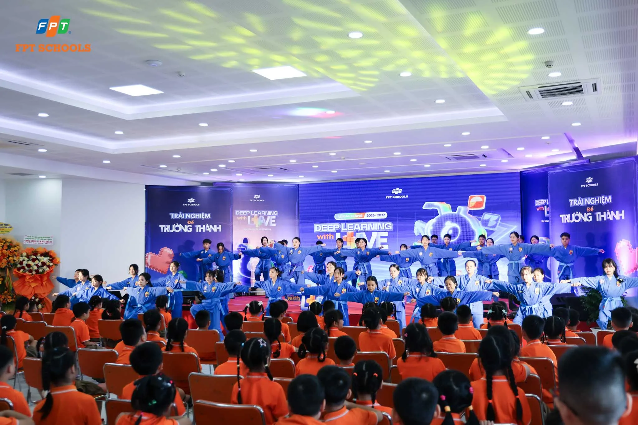 FPT School 1,2 Đà Nẵng Khai giảng năm học 2026–2027: “Deep Learning with Love” – mỗi hành trình lớn lên đều bắt đầu từ yêu thương! | FPT Schools