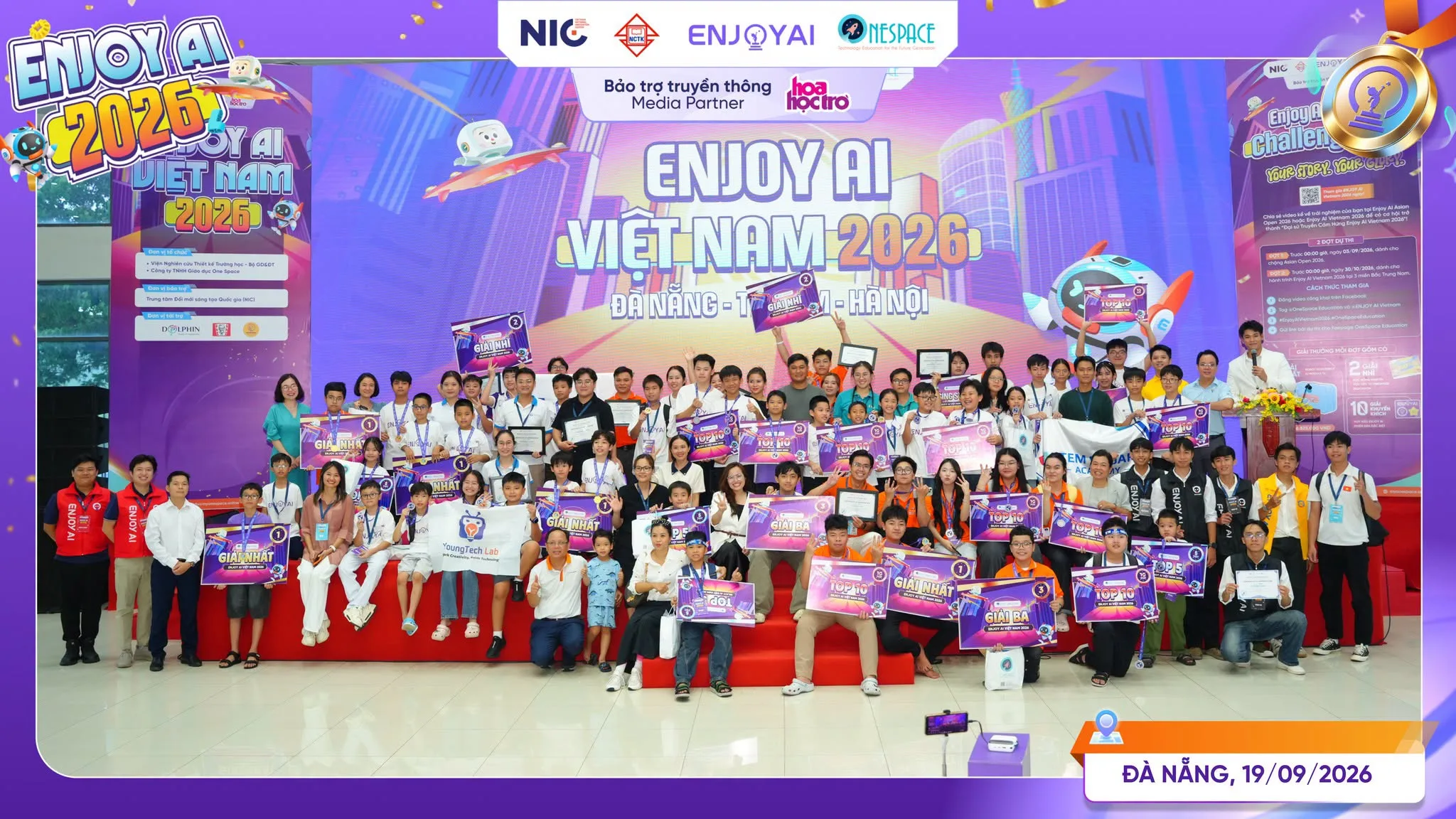 SAU HAI NĂM VÔ ĐỊCH THẾ GIỚI, FSCHOOLERS TIẾP TỤC “CẤT CÁNH” ĐẾN CHUNG KẾT QUỐC TẾ ENJOY AI 2026 VỚI 1 GIẢI NHẤT, 1 GIẢI NHÌ VÀ 10 SUẤT VÒNG TOÀN CẦU - FPT Education SAU HAI NĂM VÔ ĐỊCH THẾ GIỚI, FSCHOOLERS TIẾP TỤC “CẤT CÁNH” ĐẾN CHUNG KẾT QUỐC TẾ ENJOY AI 2026 VỚI 1 GIẢI NHẤT, 1 GIẢI NHÌ VÀ 10 SUẤT VÒNG TOÀN CẦU | FPT Schools